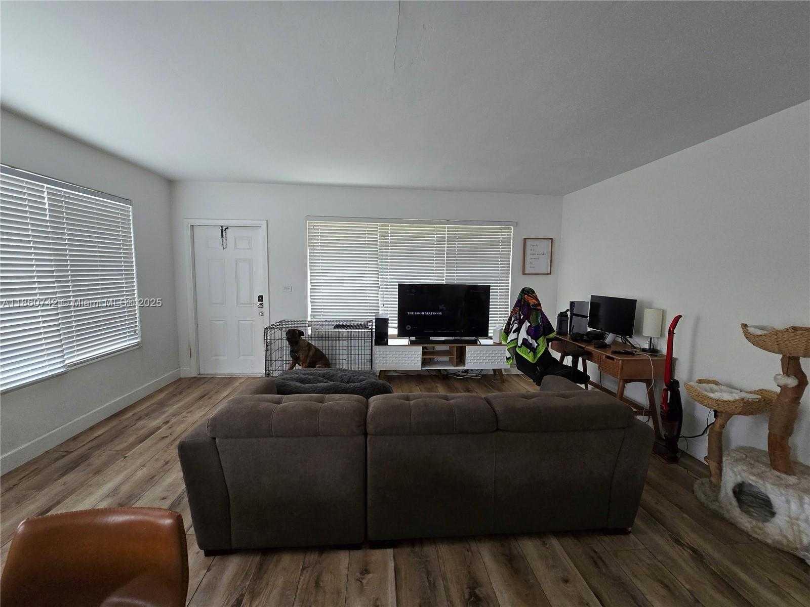 Small Image of 2281 NORTH EAST 173RD ST #2, North Miami Beach Number 4
