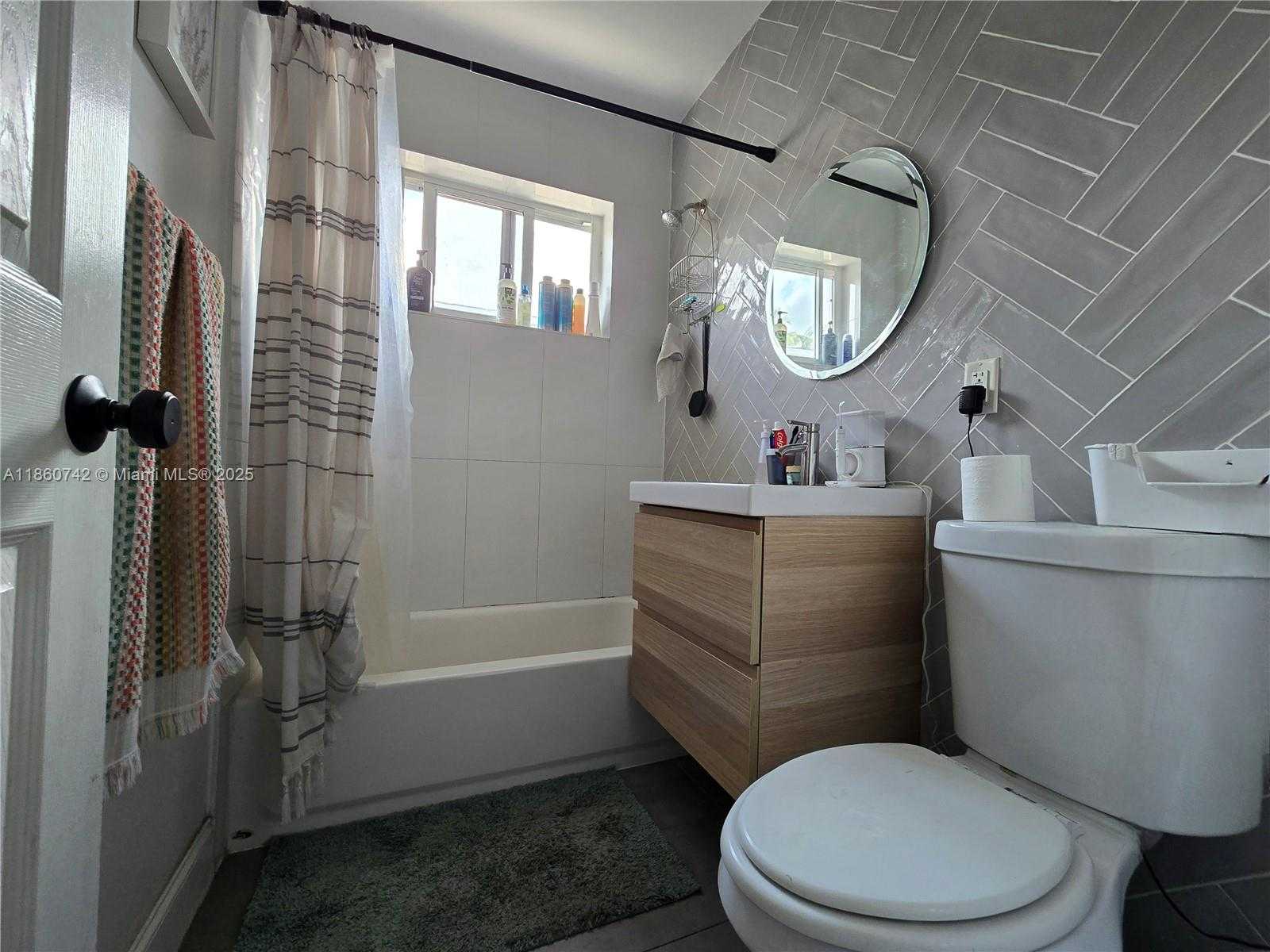 Small Image of 2281 NORTH EAST 173RD ST #2, North Miami Beach Number 8