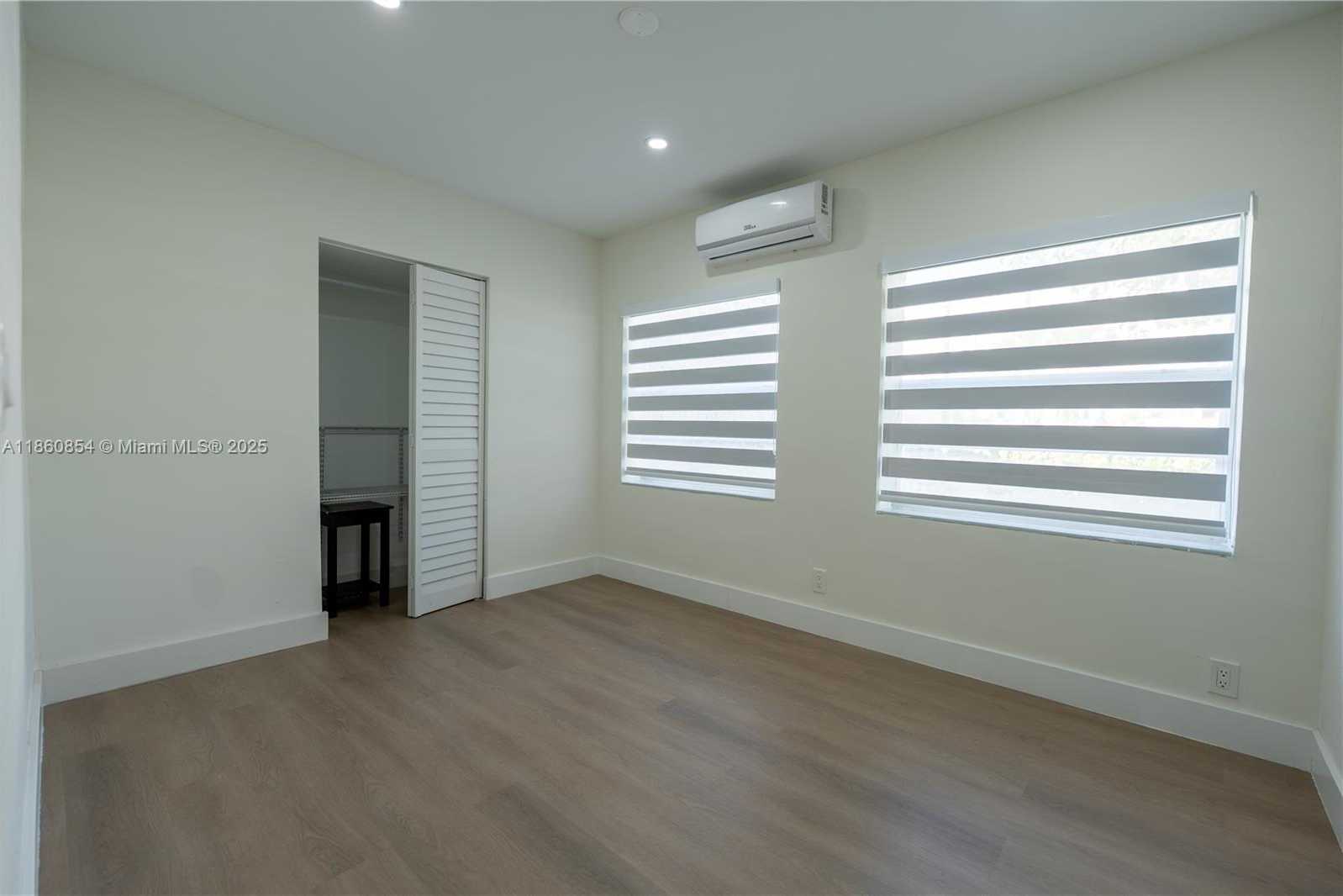 Small Image of 1615 NORTH EAST 9TH ST #4, Fort Lauderdale Number 13