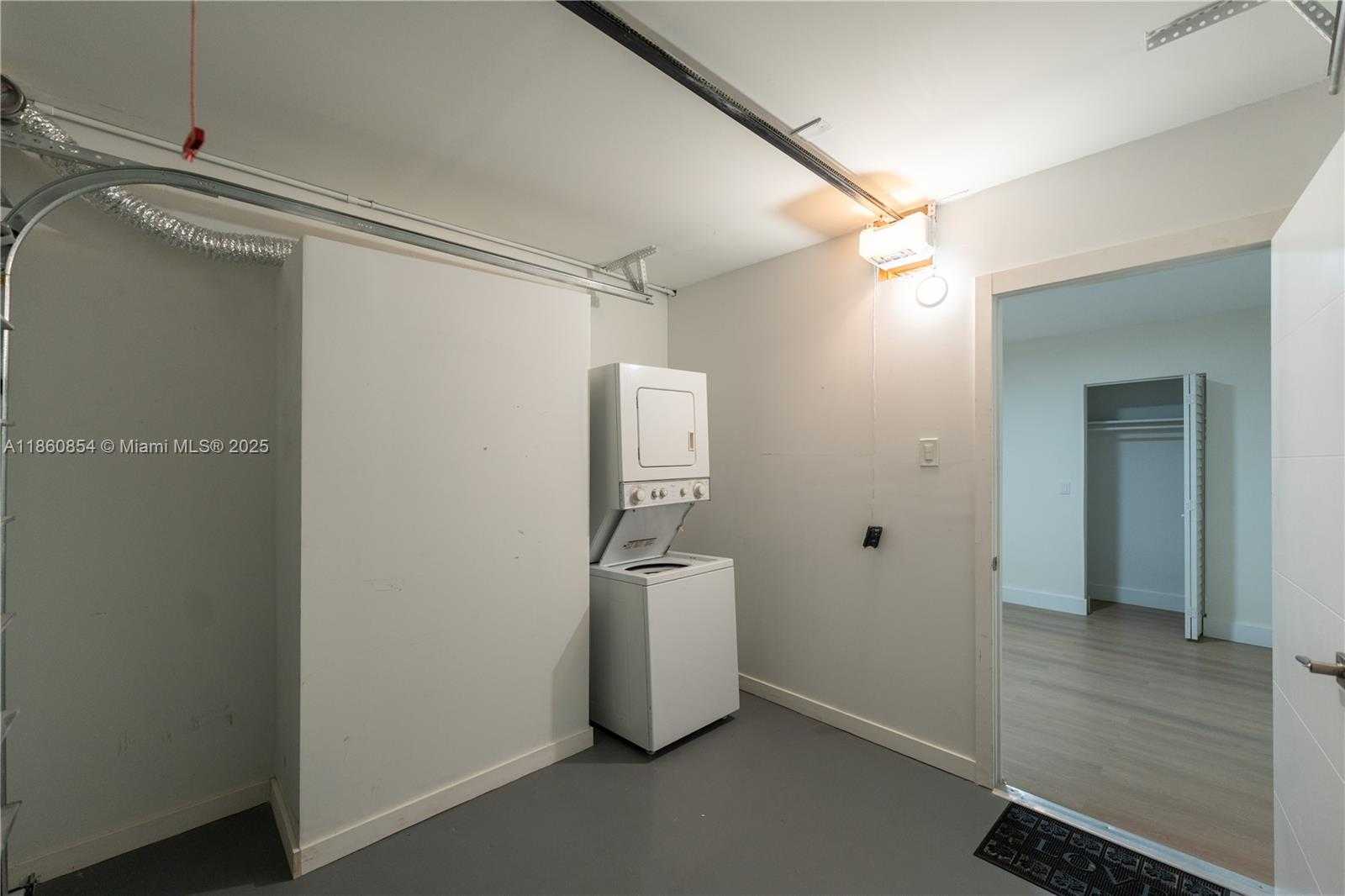 Small Image of 1615 NORTH EAST 9TH ST #4, Fort Lauderdale Number 19