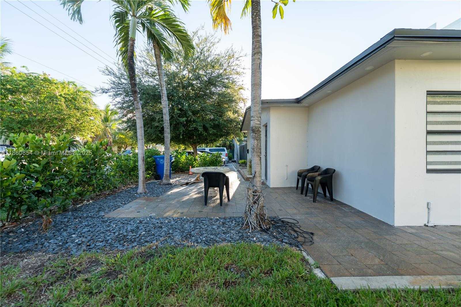 Small Image of 1615 NORTH EAST 9TH ST #4, Fort Lauderdale Number 25