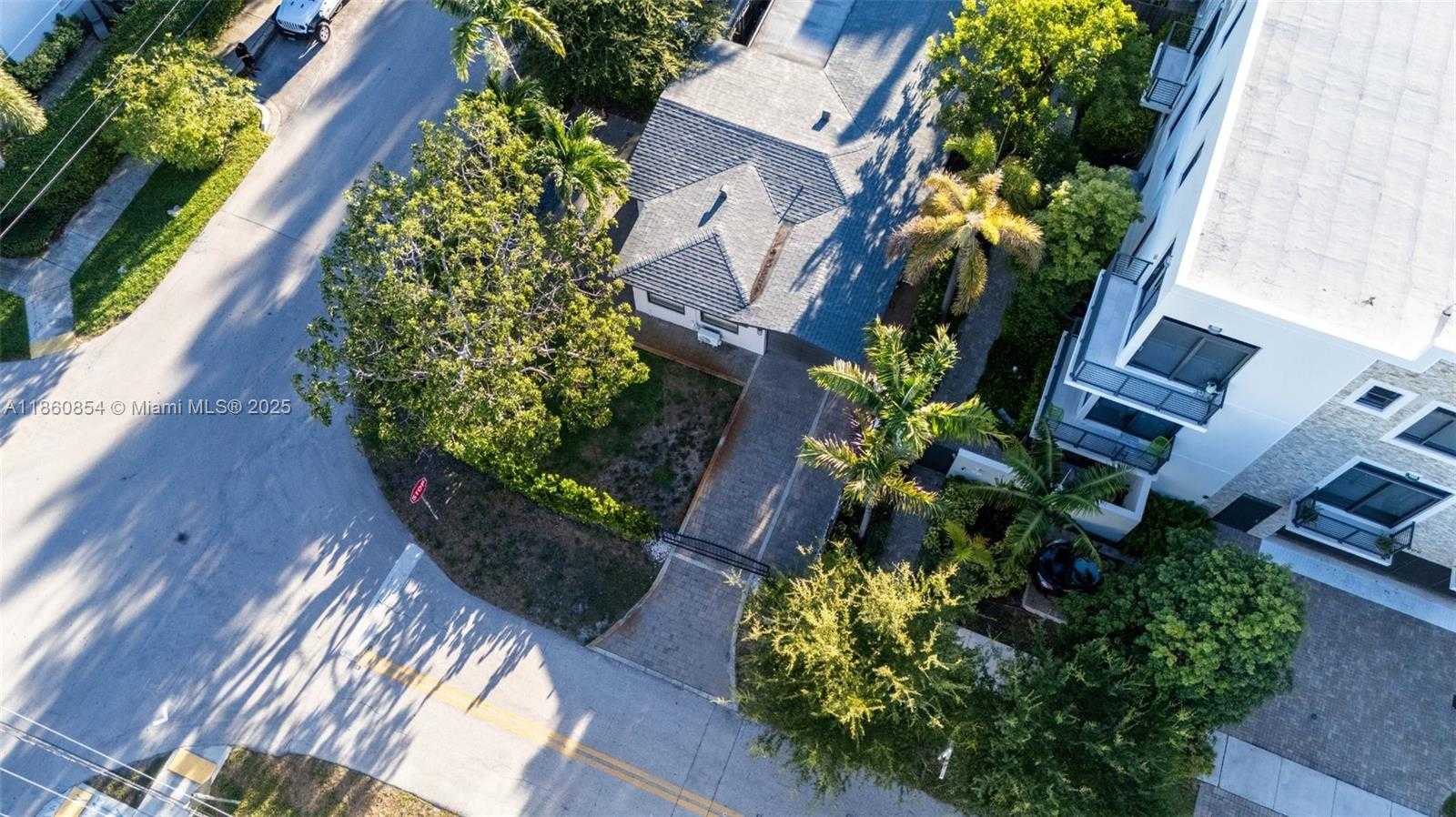 Small Image of 1615 NORTH EAST 9TH ST #4, Fort Lauderdale Number 30