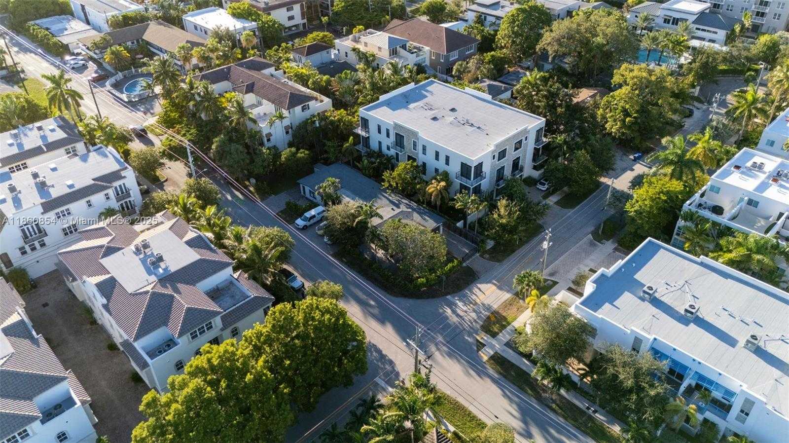 Small Image of 1615 NORTH EAST 9TH ST #4, Fort Lauderdale Number 31
