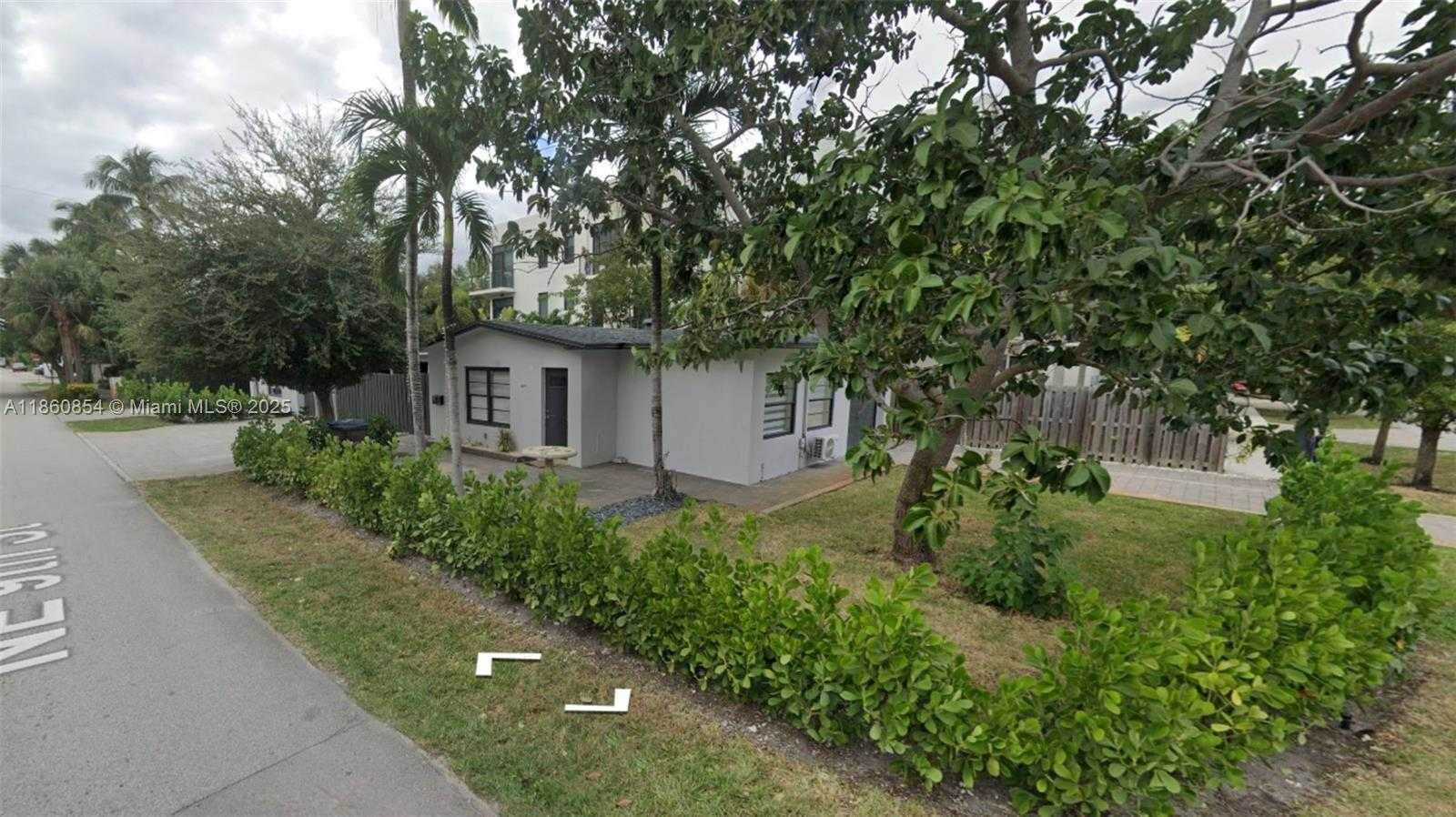 Small Image of 1615 NORTH EAST 9TH ST #4, Fort Lauderdale Number 4