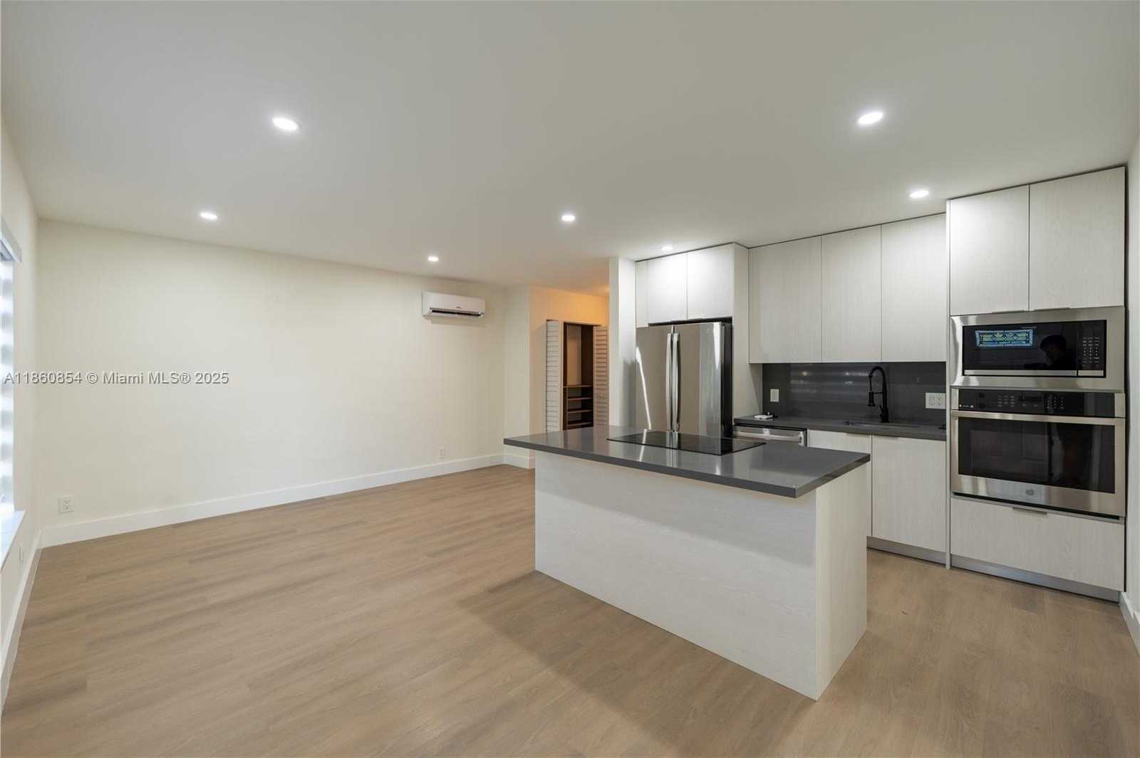 Small Image of 1615 NORTH EAST 9TH ST #4, Fort Lauderdale Number 5