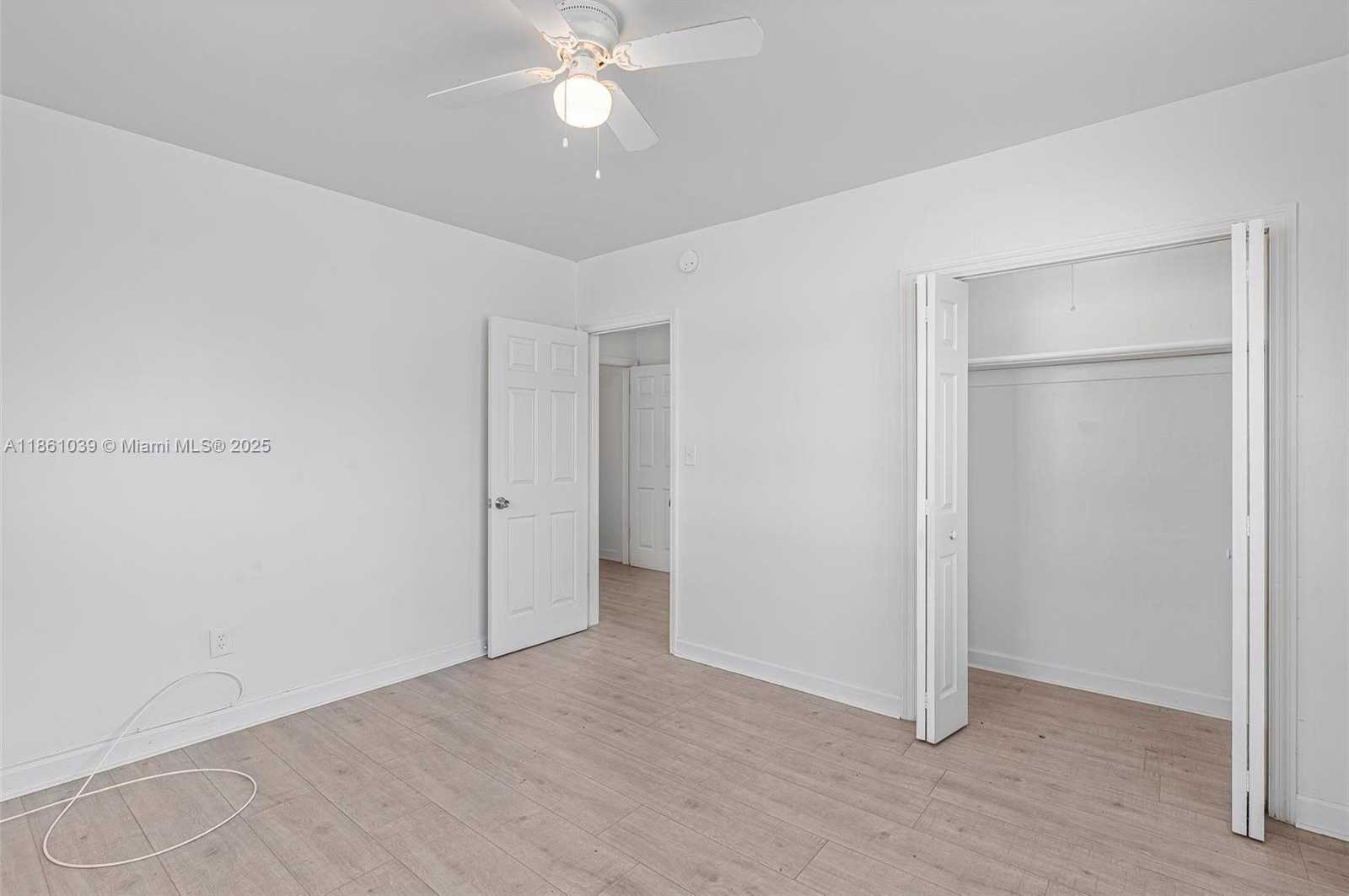Small Image of 8031 HAWTHORNE AVE #4, Miami Beach Number 16