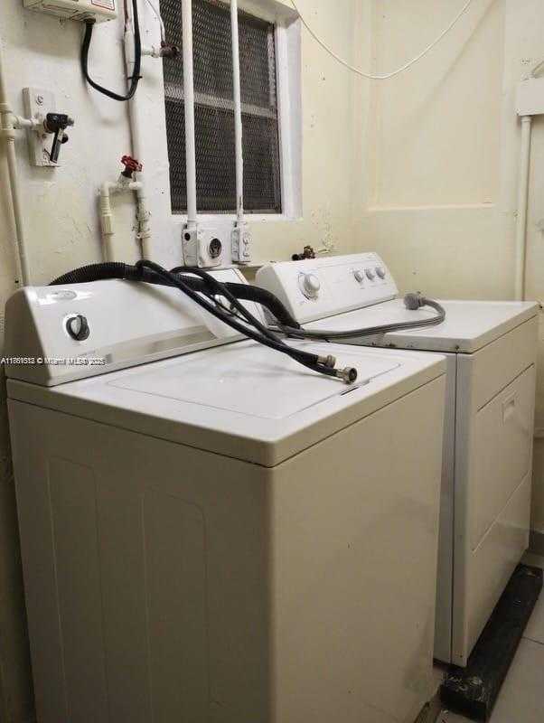 Small Image of 3121 NORTH WEST 103RD ST, Miami Number 18
