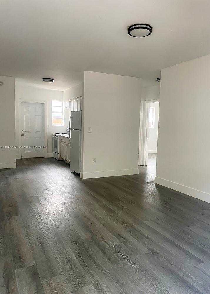 Small Image of 1831 NORTH WEST 41ST ST, Miami Number 12