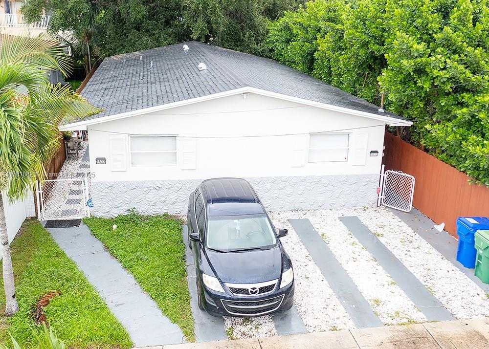 Small Image of 1831 NORTH WEST 41ST ST, Miami Number 4