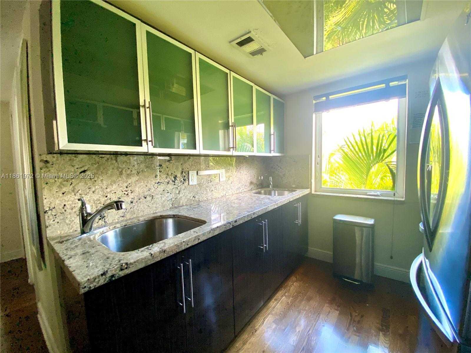 Small Image of 747 LENOX AVE, Miami Beach Number 29