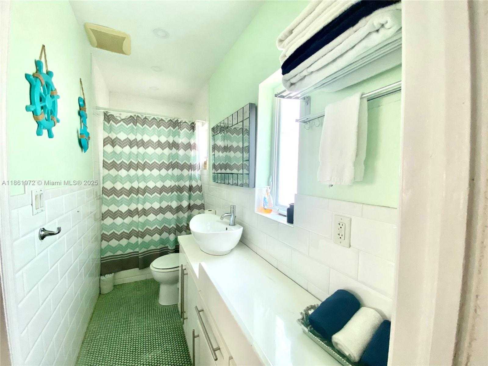 Small Image of 747 LENOX AVE, Miami Beach Number 33