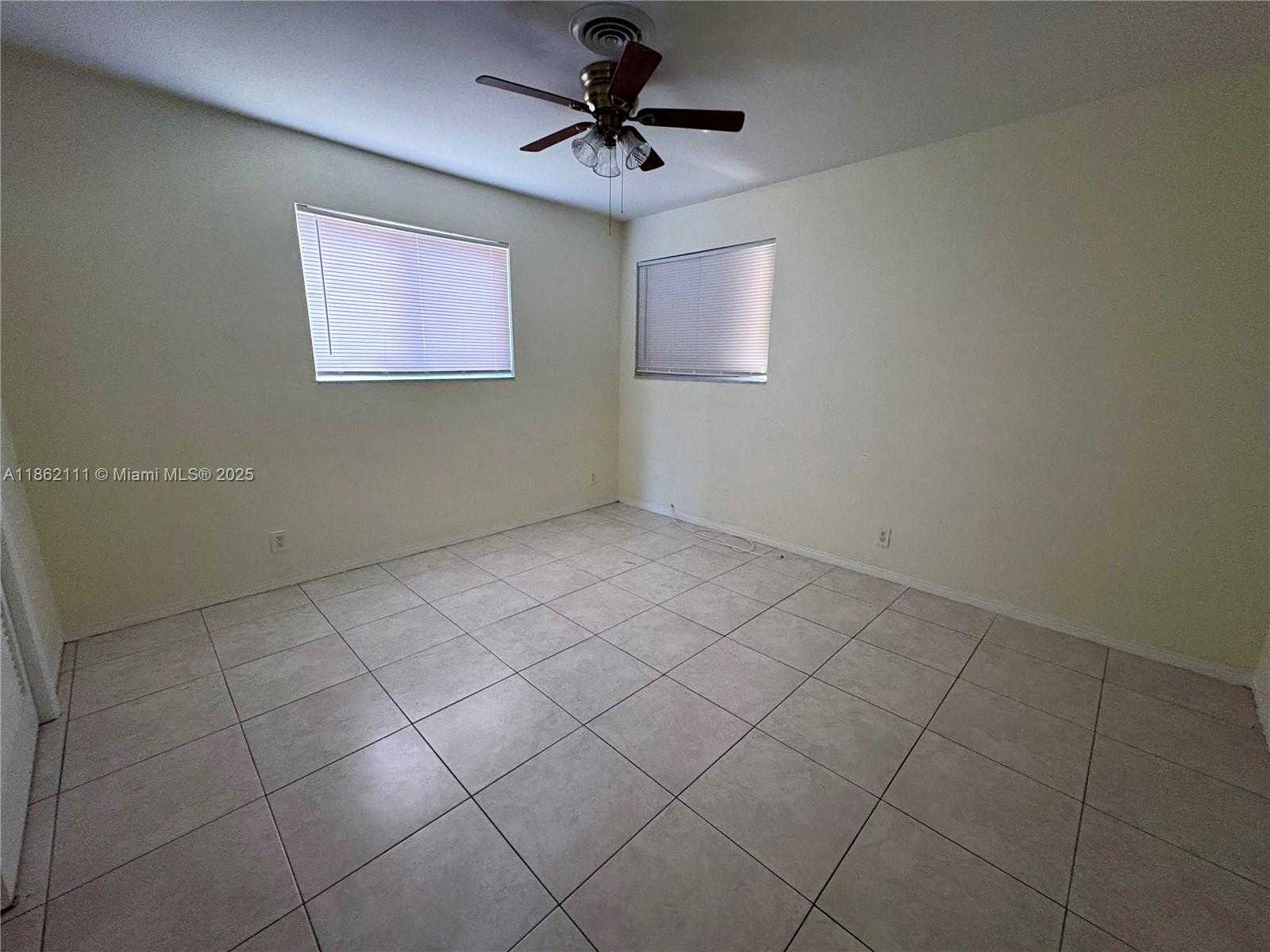 Small Image of 5131 NORTH EAST 18TH TER, Fort Lauderdale Number 10