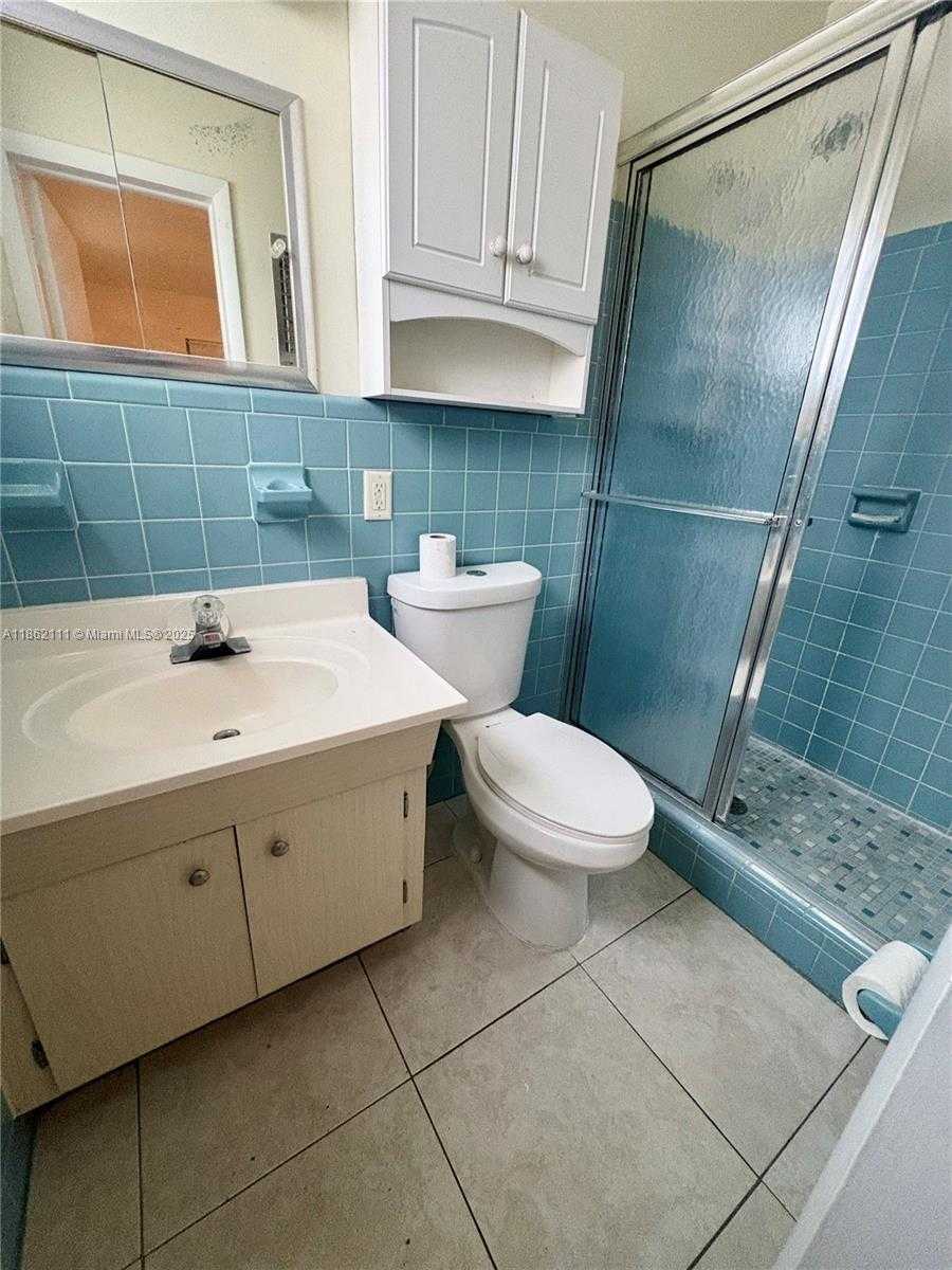 Small Image of 5131 NORTH EAST 18TH TER, Fort Lauderdale Number 12