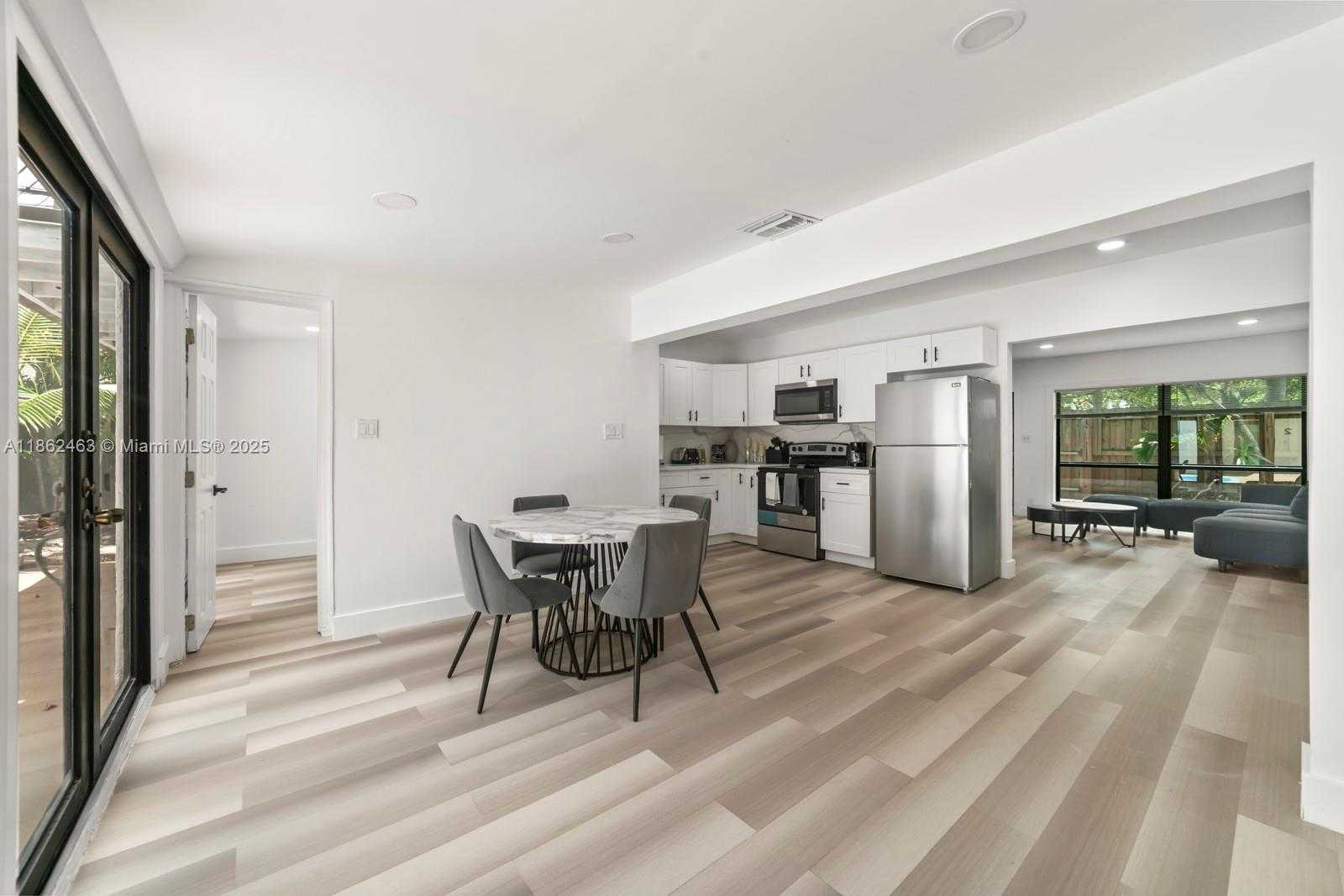 Small Image of 509 SOUTH EAST 19TH ST #3, Fort Lauderdale Number 12