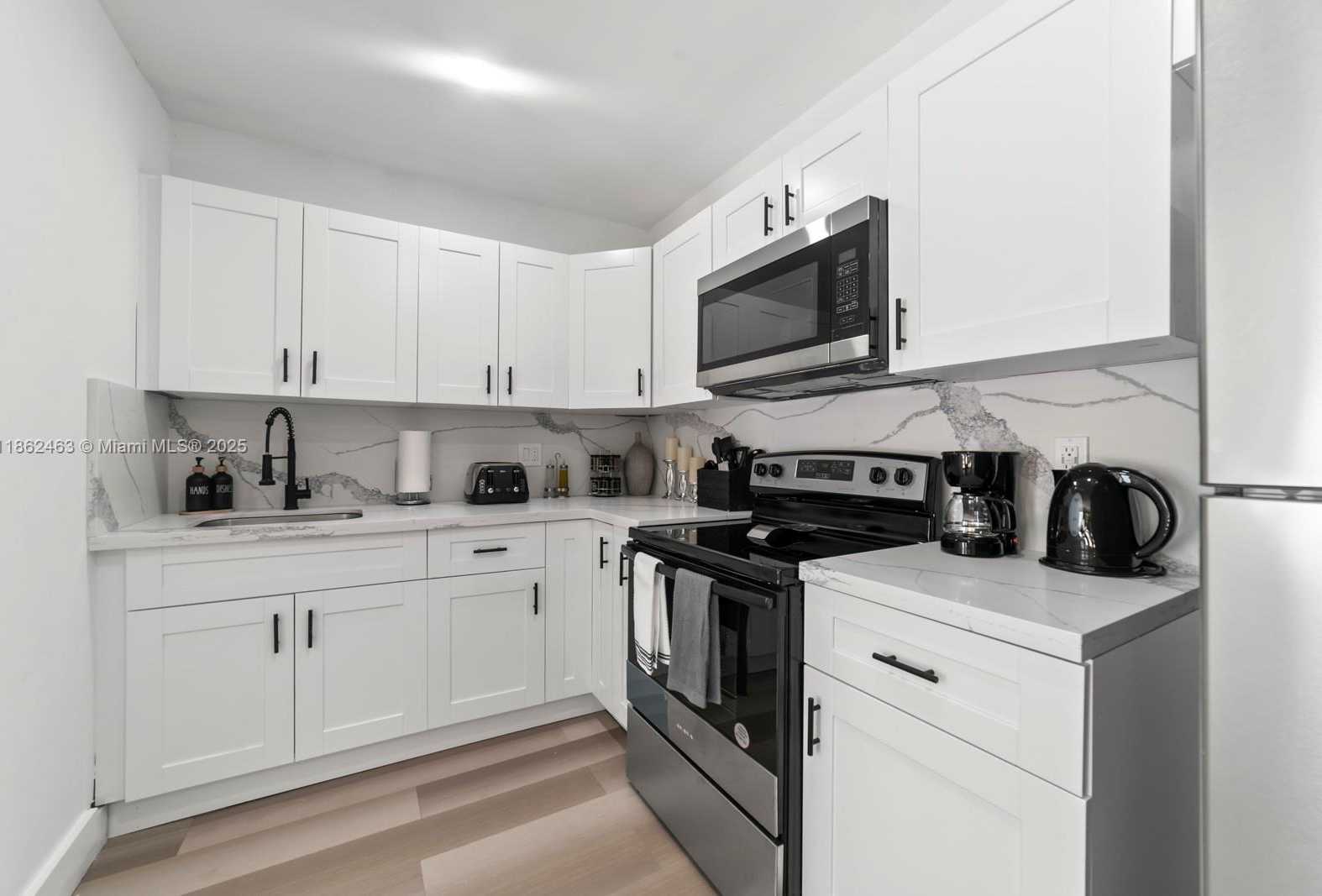 Small Image of 509 SOUTH EAST 19TH ST #3, Fort Lauderdale Number 16