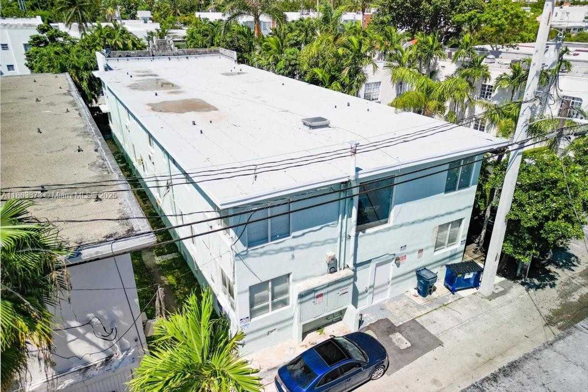 Small Image of 1115 EUCLID AVE, Miami Beach Number 11