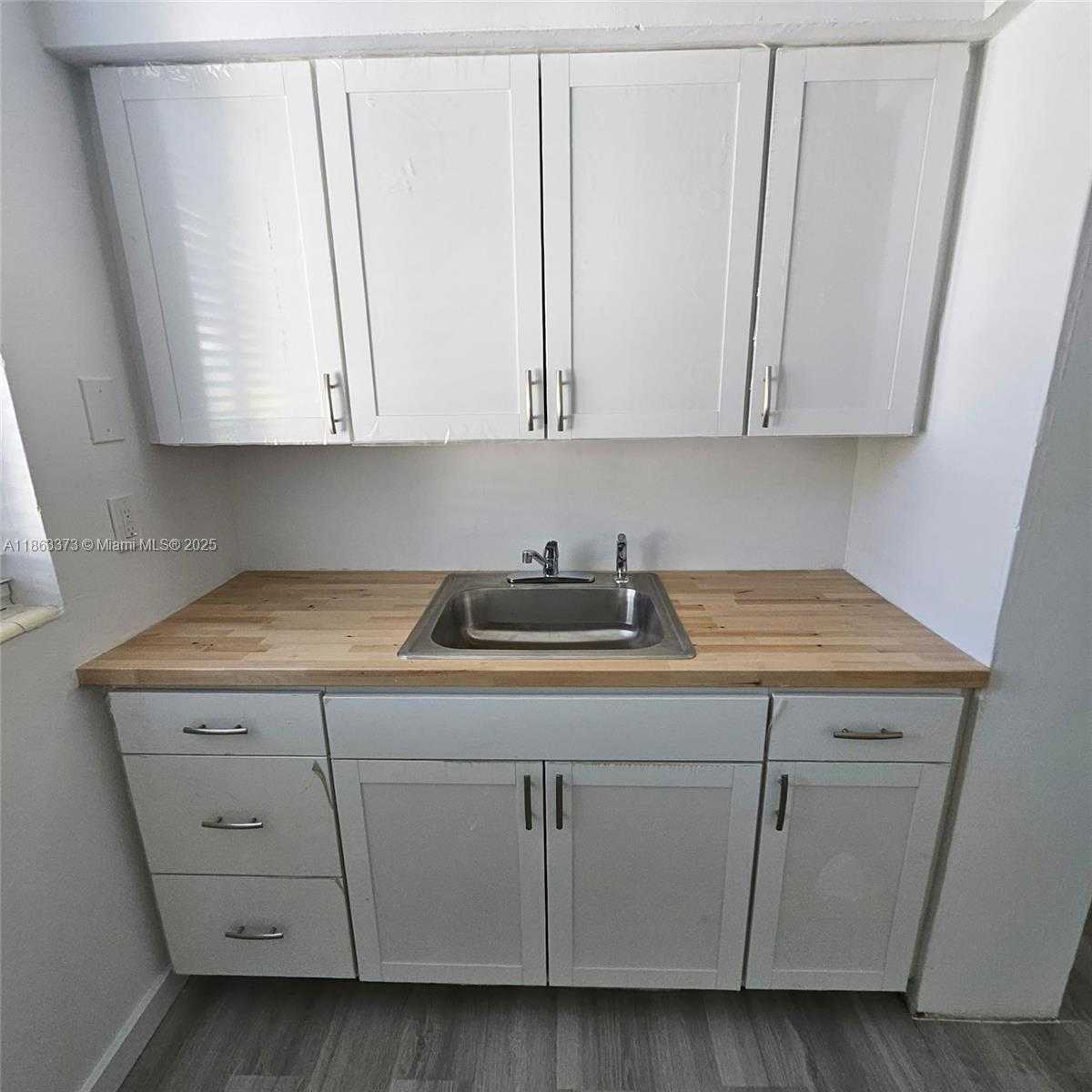 Small Image of 1115 EUCLID AVE, Miami Beach Number 13