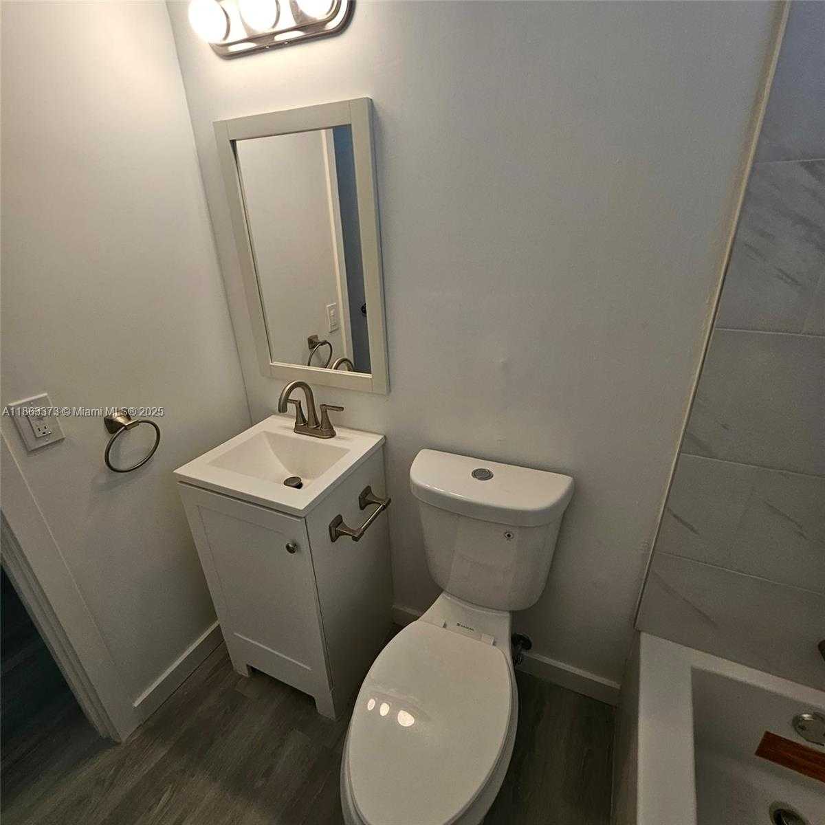 Small Image of 1115 EUCLID AVE, Miami Beach Number 15