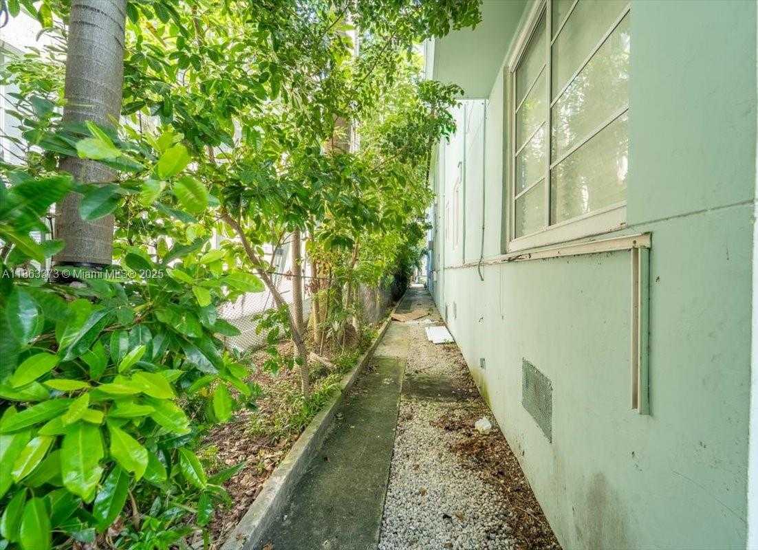 Small Image of 1115 EUCLID AVE, Miami Beach Number 4