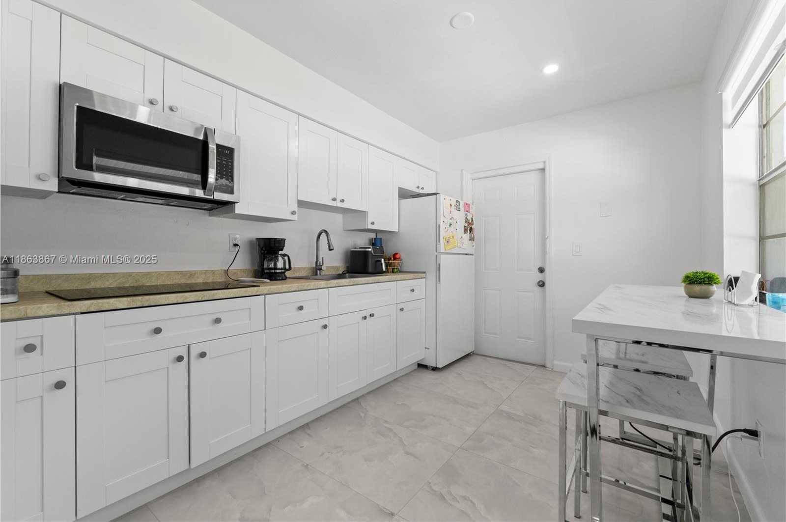 Small Image of 2100 NORTH 14TH AVE #2, Hollywood Number 13