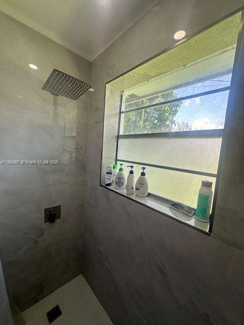 Small Image of 2100 NORTH 14TH AVE #2, Hollywood Number 28