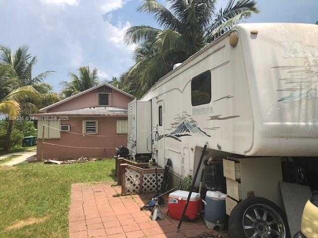 Small Image of 8044 NORTH WEST 1ST PL #4, Miami Number 7