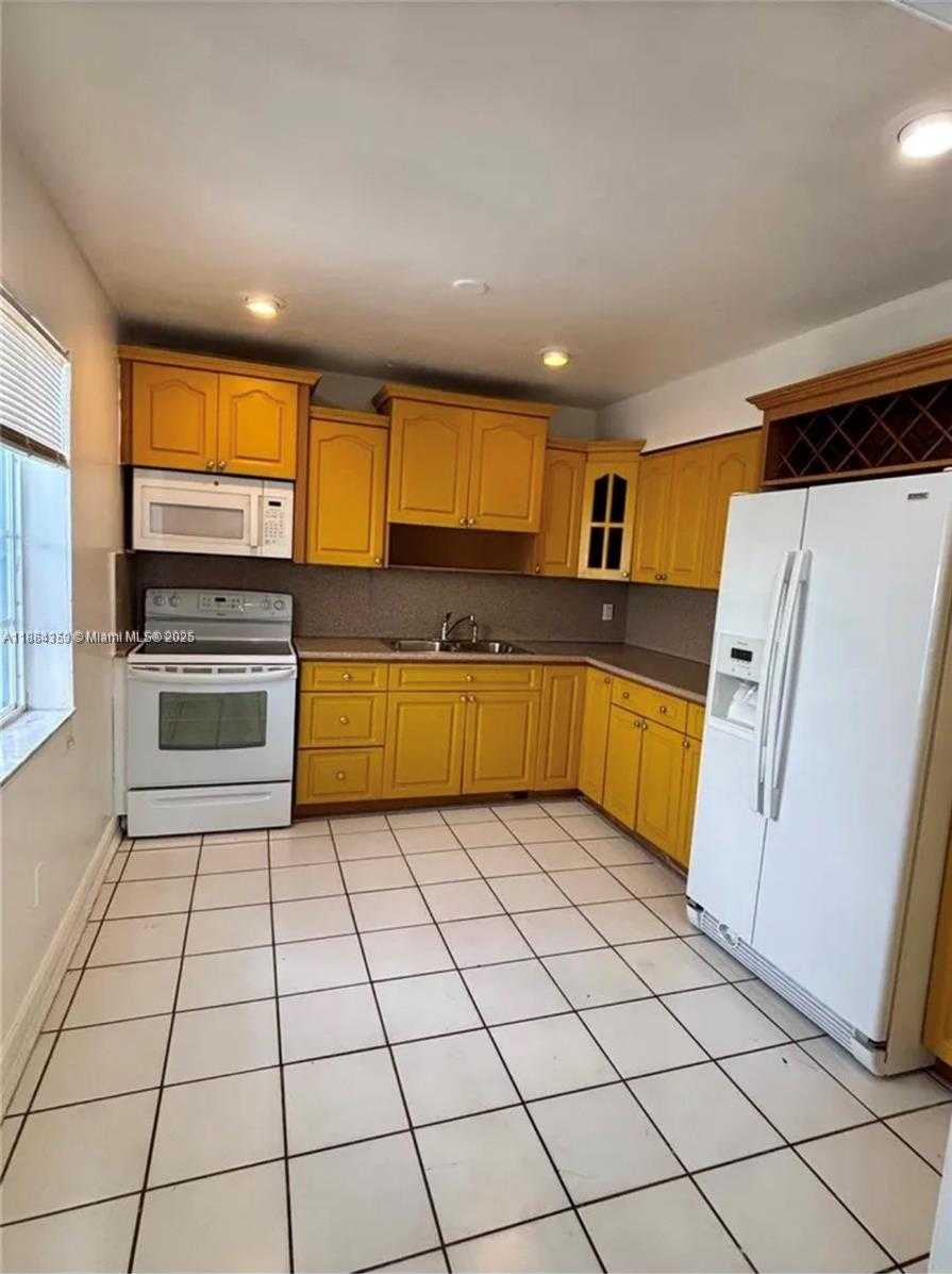 Small Image of 1041 NORTH WEST 33RD AVE #2, Miami Number 6