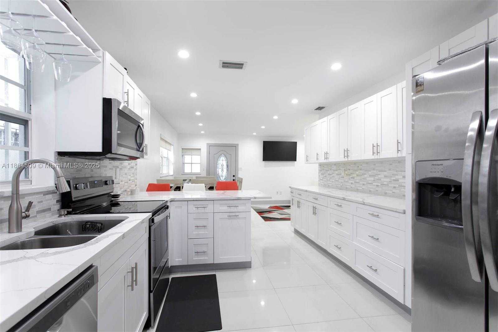 Small Image of 1027 NORTH WEST 28TH AVE #2, Miami Number 15