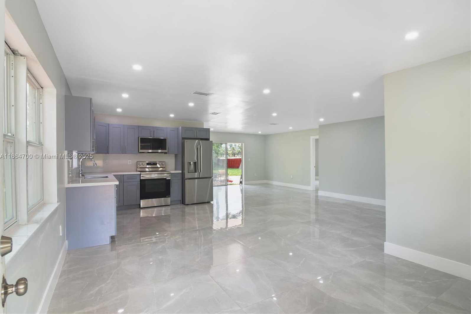 Small Image of 11715 NORTH WEST 22ND CT, Miami Number 13
