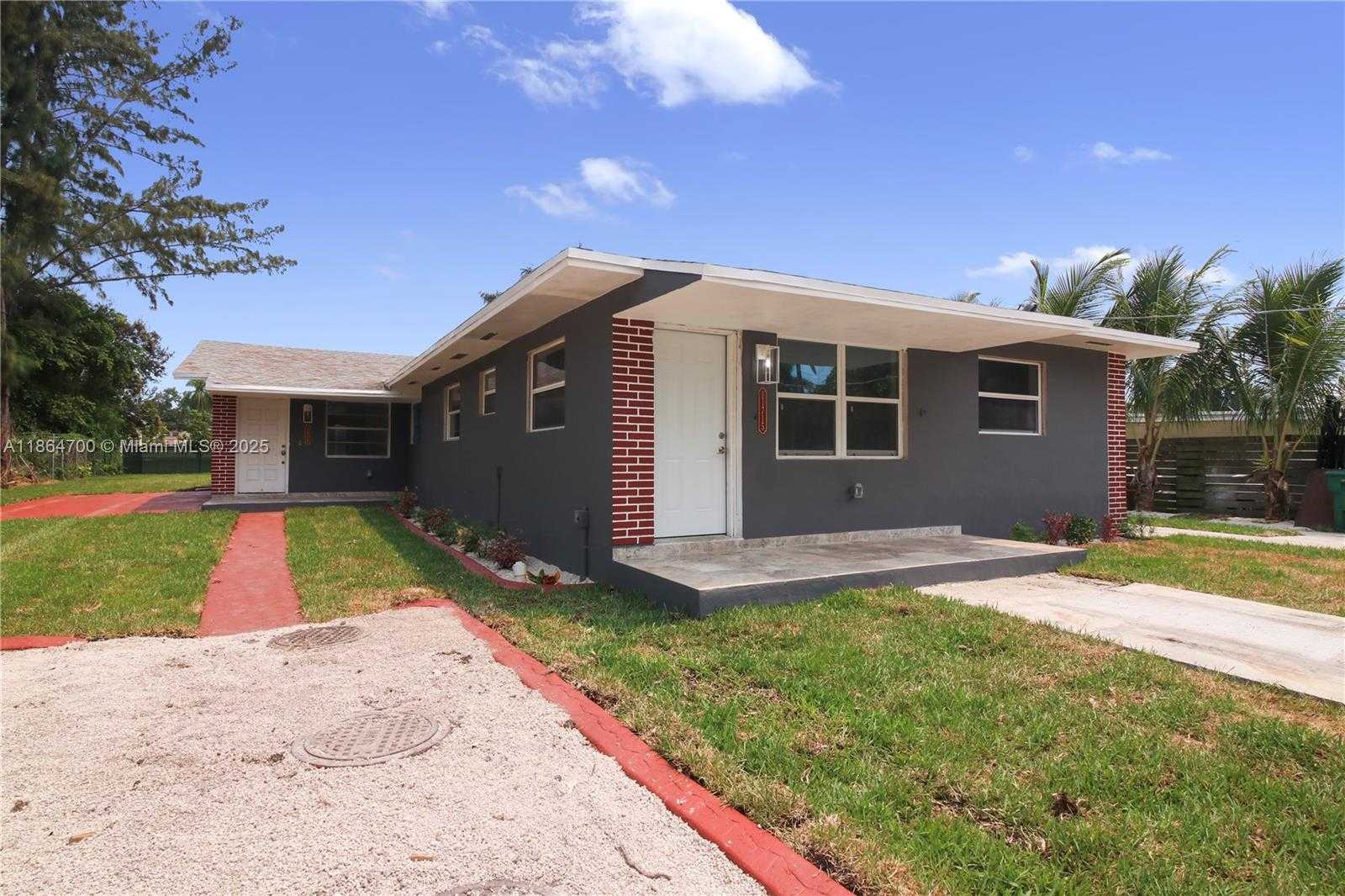 Small Image of 11715 NORTH WEST 22ND CT, Miami Number 2
