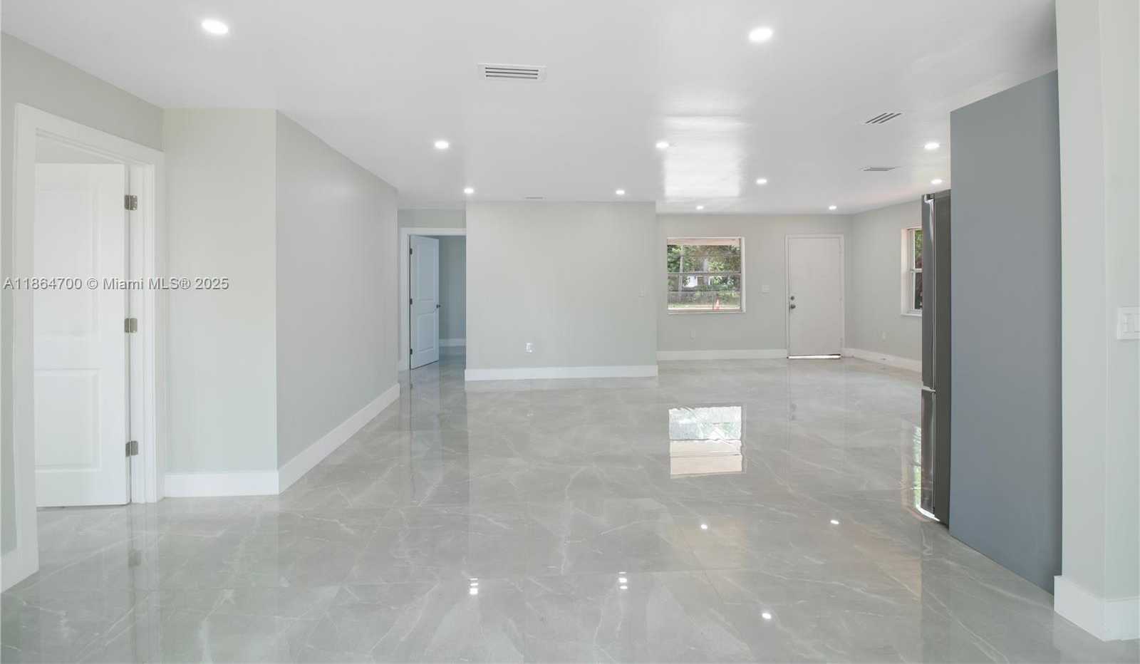 Small Image of 11715 NORTH WEST 22ND CT, Miami Number 20