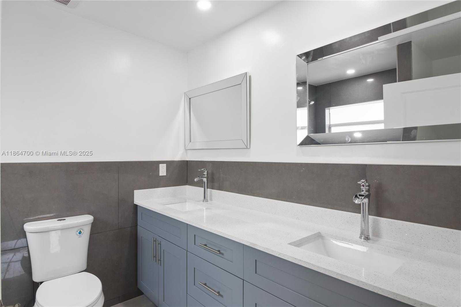 Small Image of 11715 NORTH WEST 22ND CT, Miami Number 25