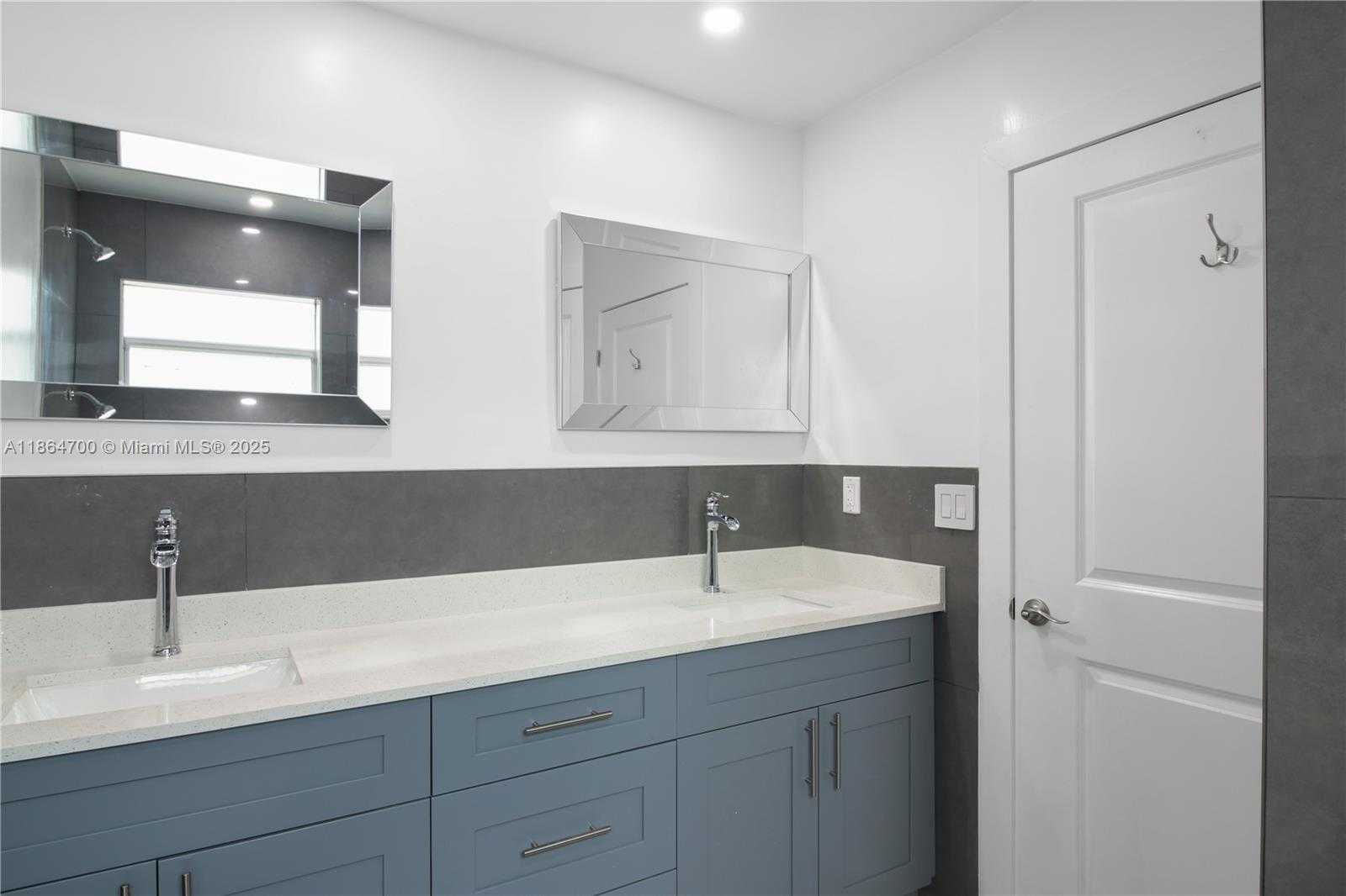 Small Image of 11715 NORTH WEST 22ND CT, Miami Number 27