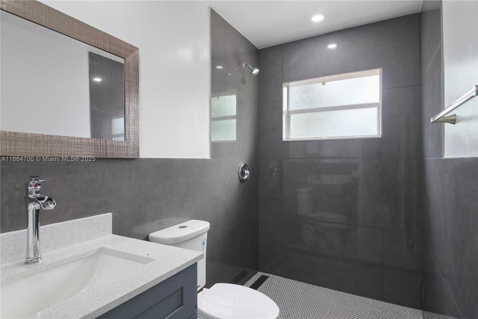 Small Image of 11715 NORTH WEST 22ND CT, Miami Number 29
