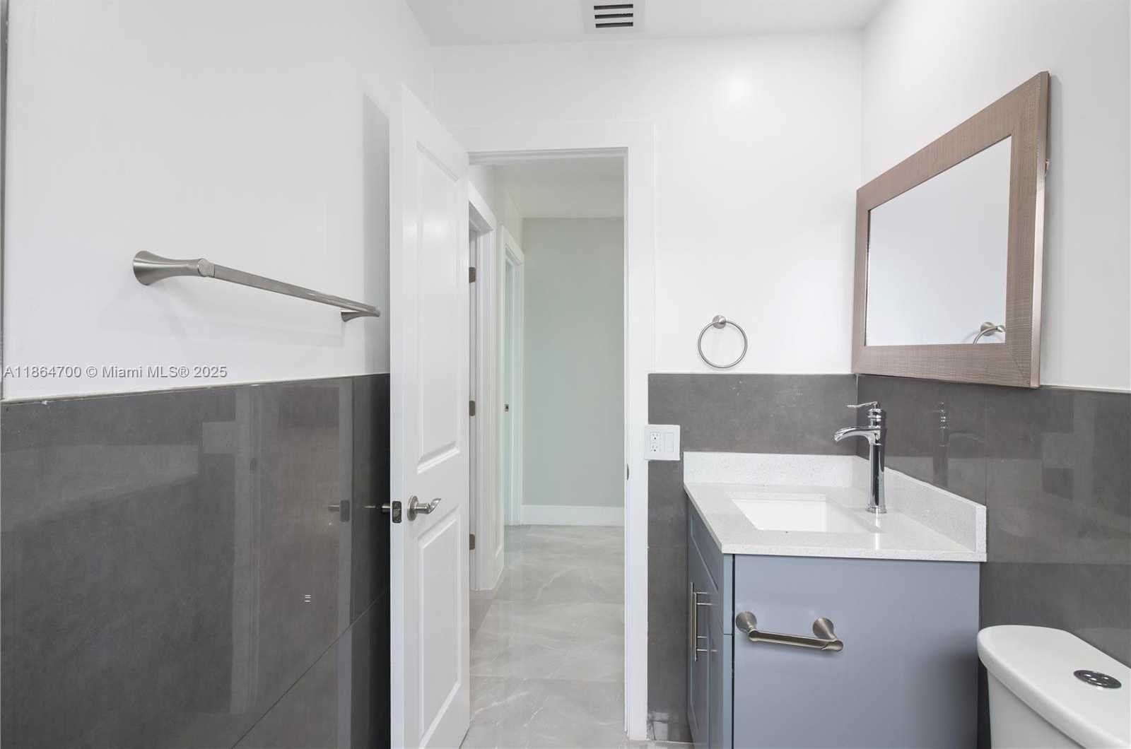 Small Image of 11715 NORTH WEST 22ND CT, Miami Number 30