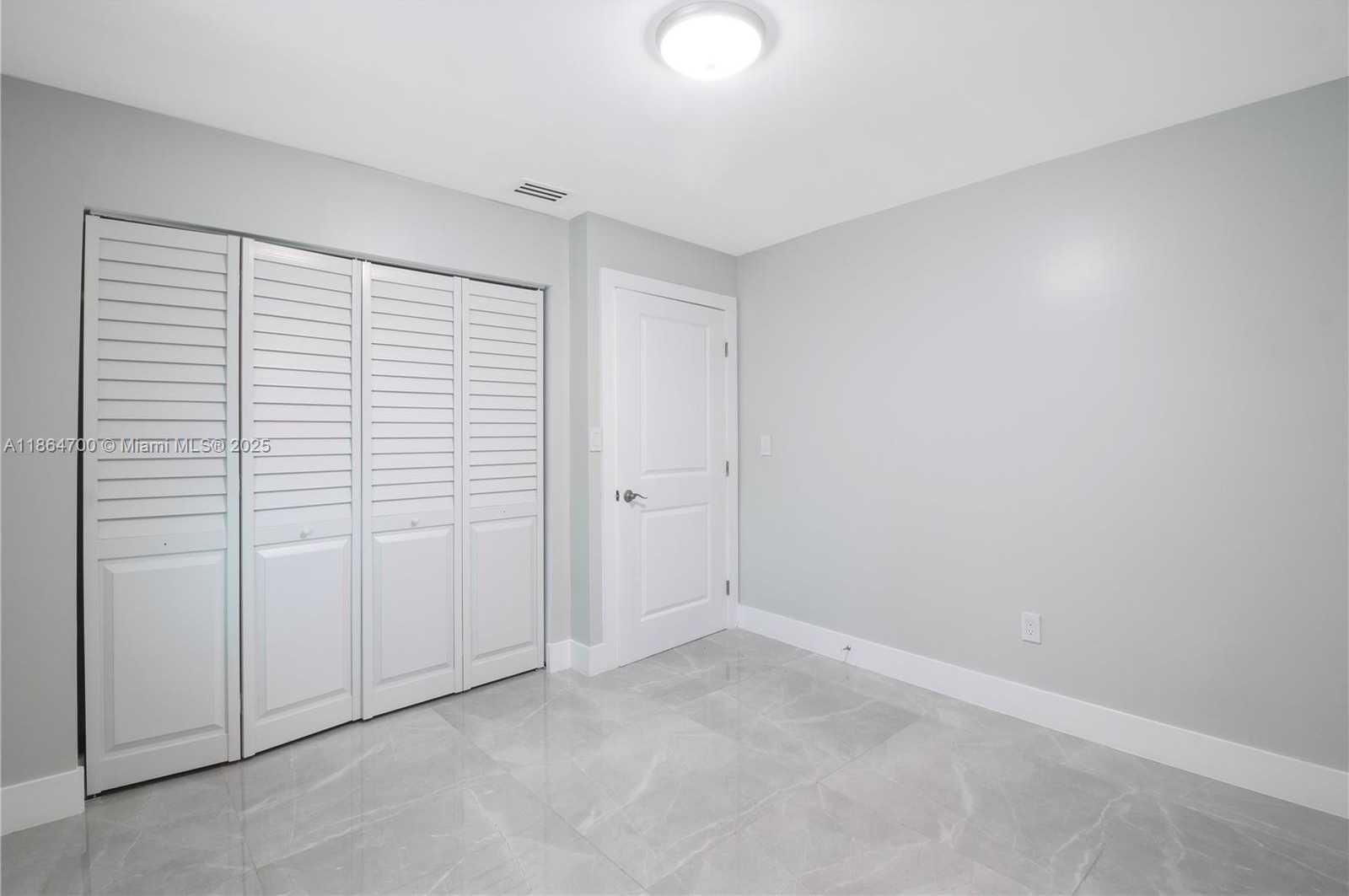 Small Image of 11715 NORTH WEST 22ND CT, Miami Number 34