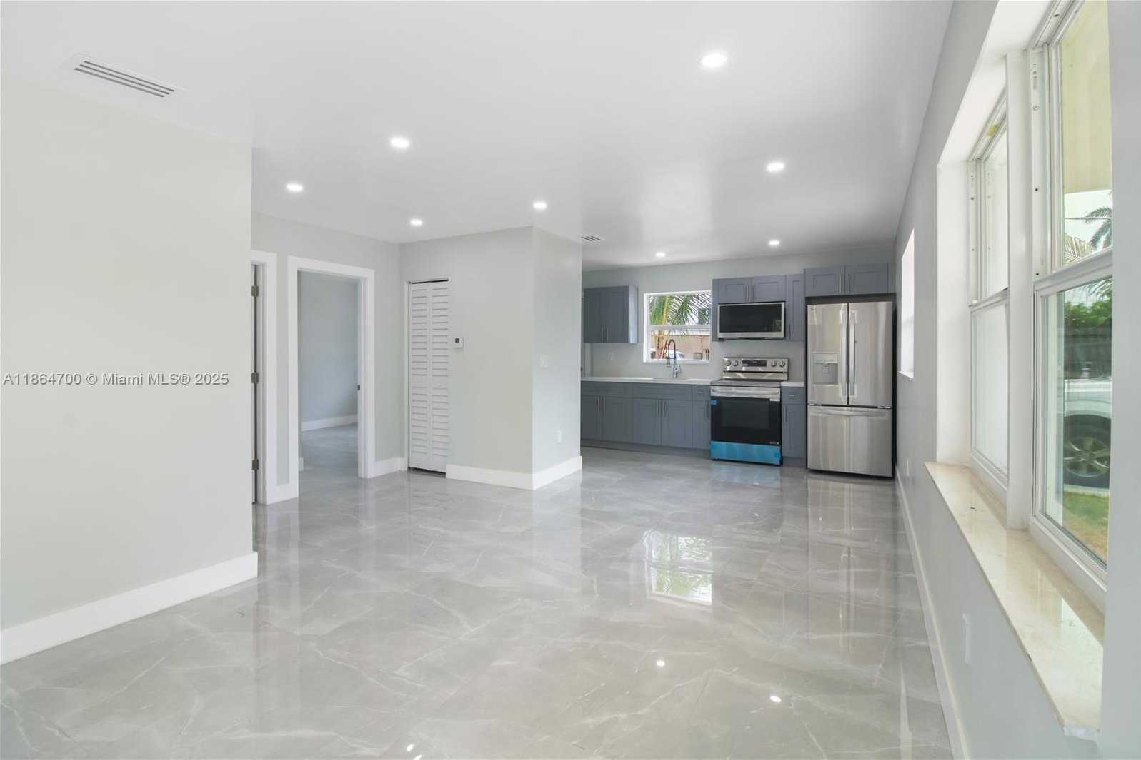 Small Image of 11715 NORTH WEST 22ND CT, Miami Number 35