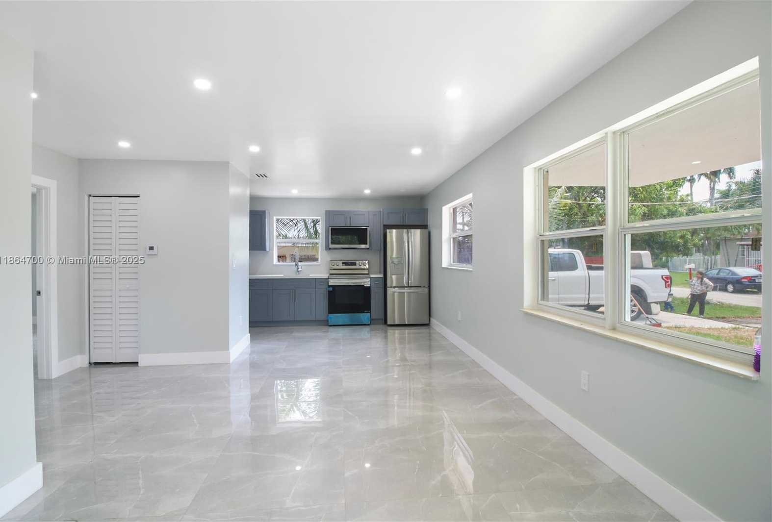 Small Image of 11715 NORTH WEST 22ND CT, Miami Number 36