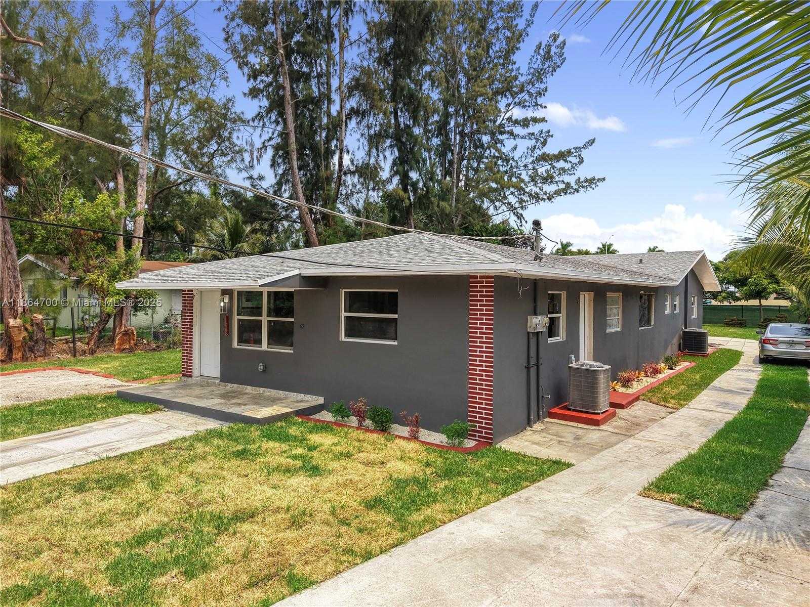 Small Image of 11715 NORTH WEST 22ND CT, Miami Number 4
