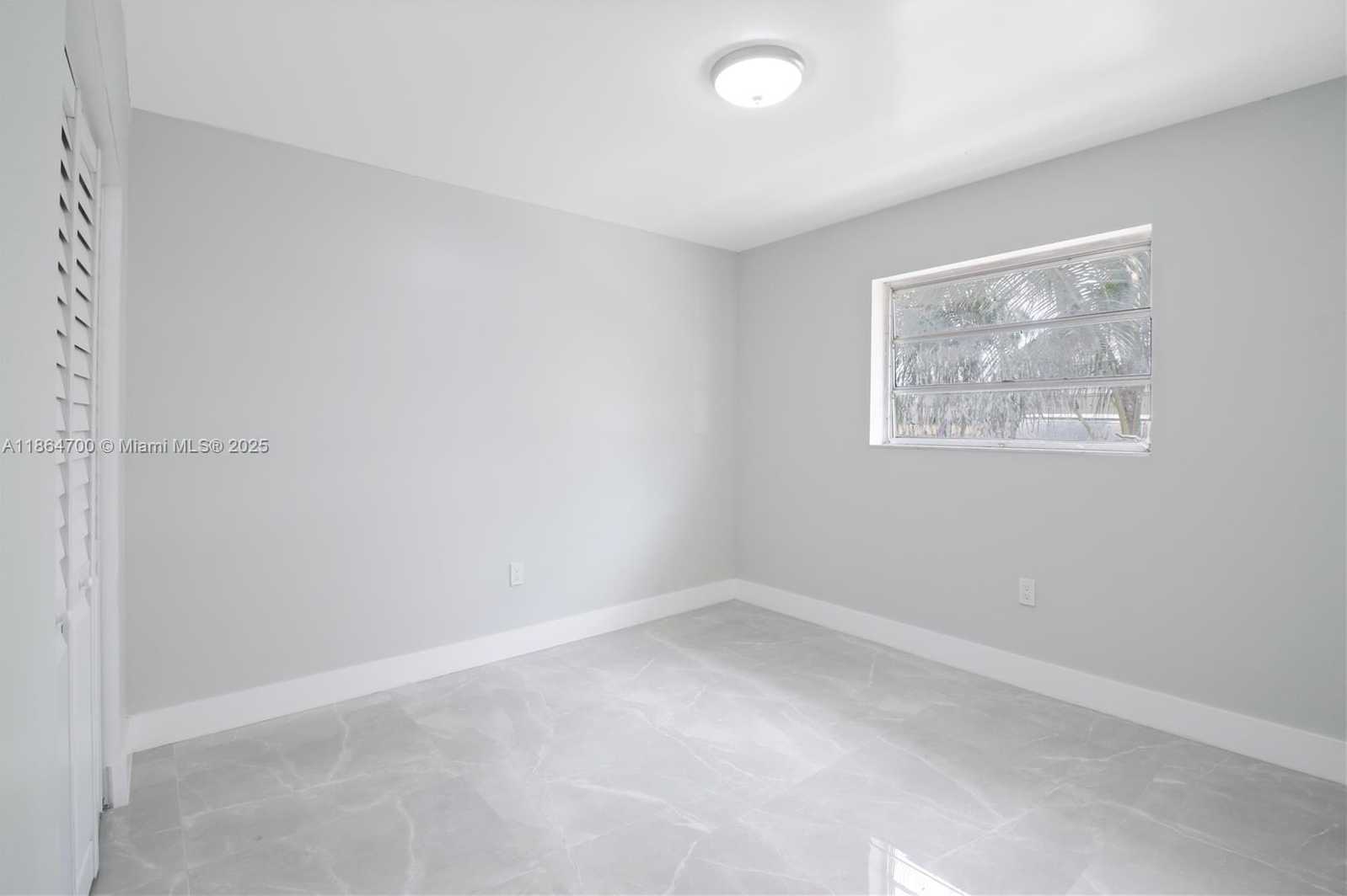 Small Image of 11715 NORTH WEST 22ND CT, Miami Number 44