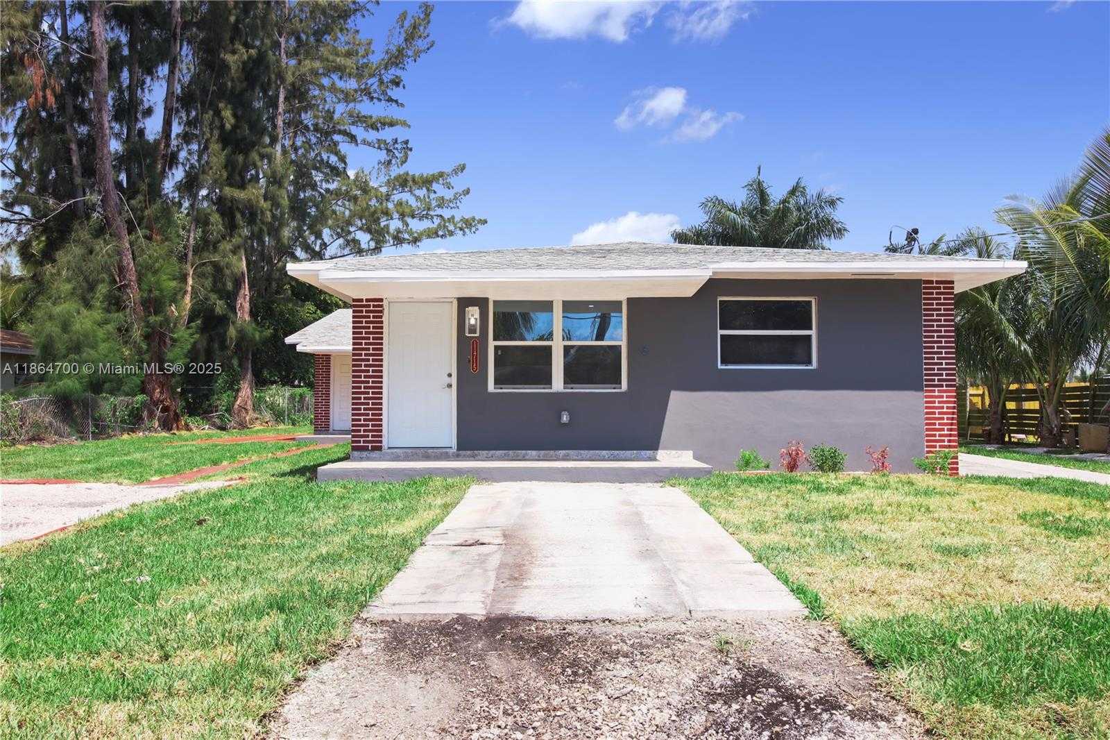 Small Image of 11715 NORTH WEST 22ND CT, Miami Number 53