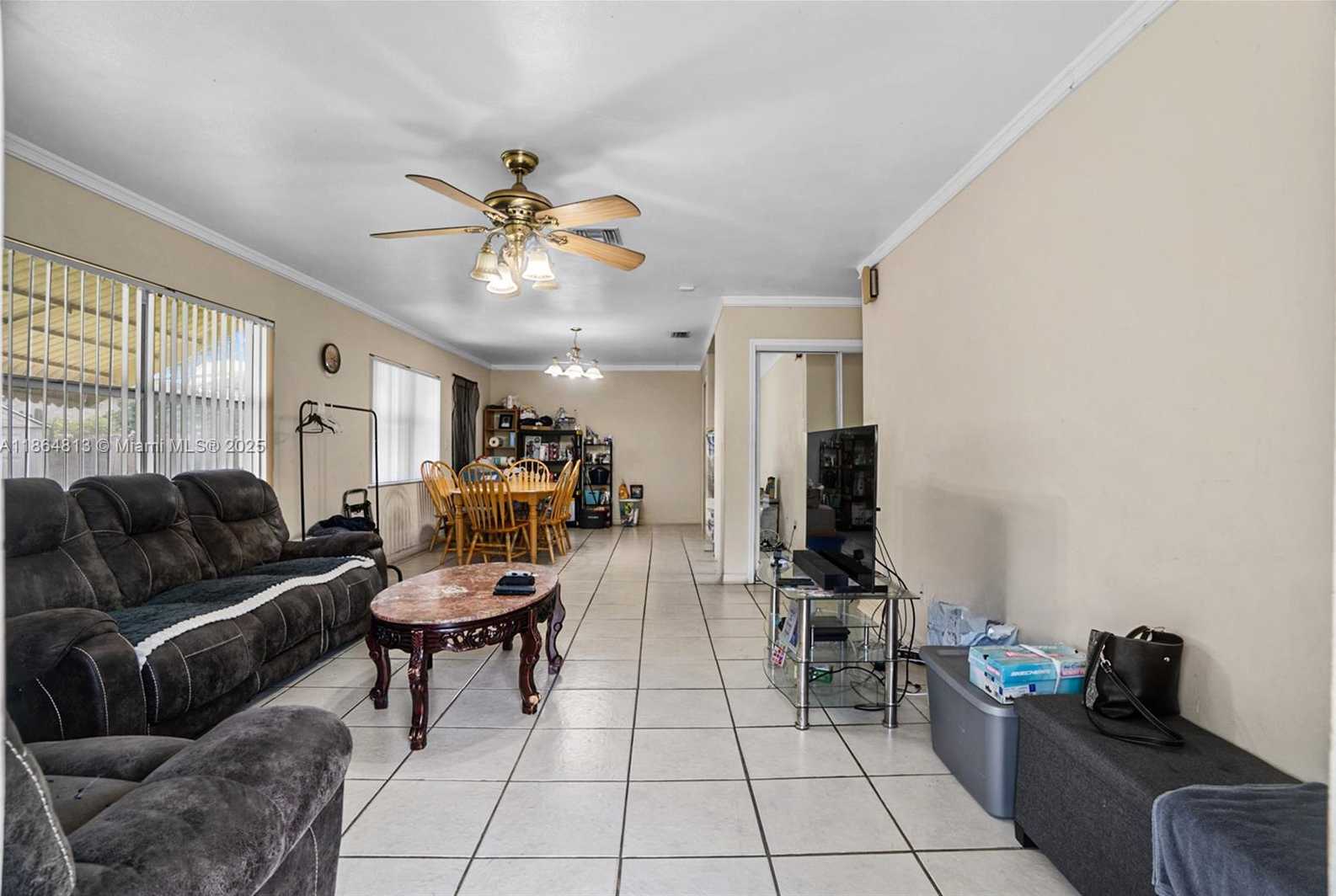 Small Image of 5850 LINCOLN ST #2, Hollywood Number 21