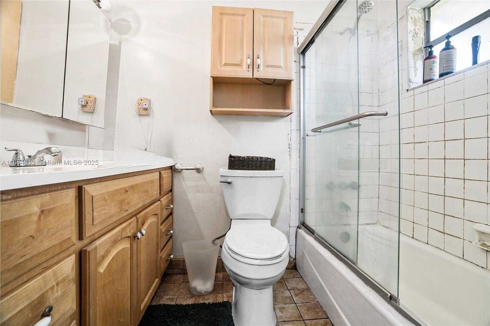Small Image of 5850 LINCOLN ST #2, Hollywood Number 28