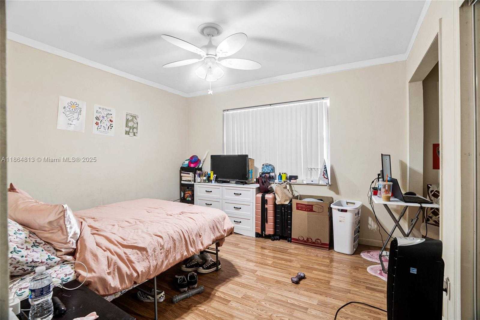 Small Image of 5850 LINCOLN ST #2, Hollywood Number 29