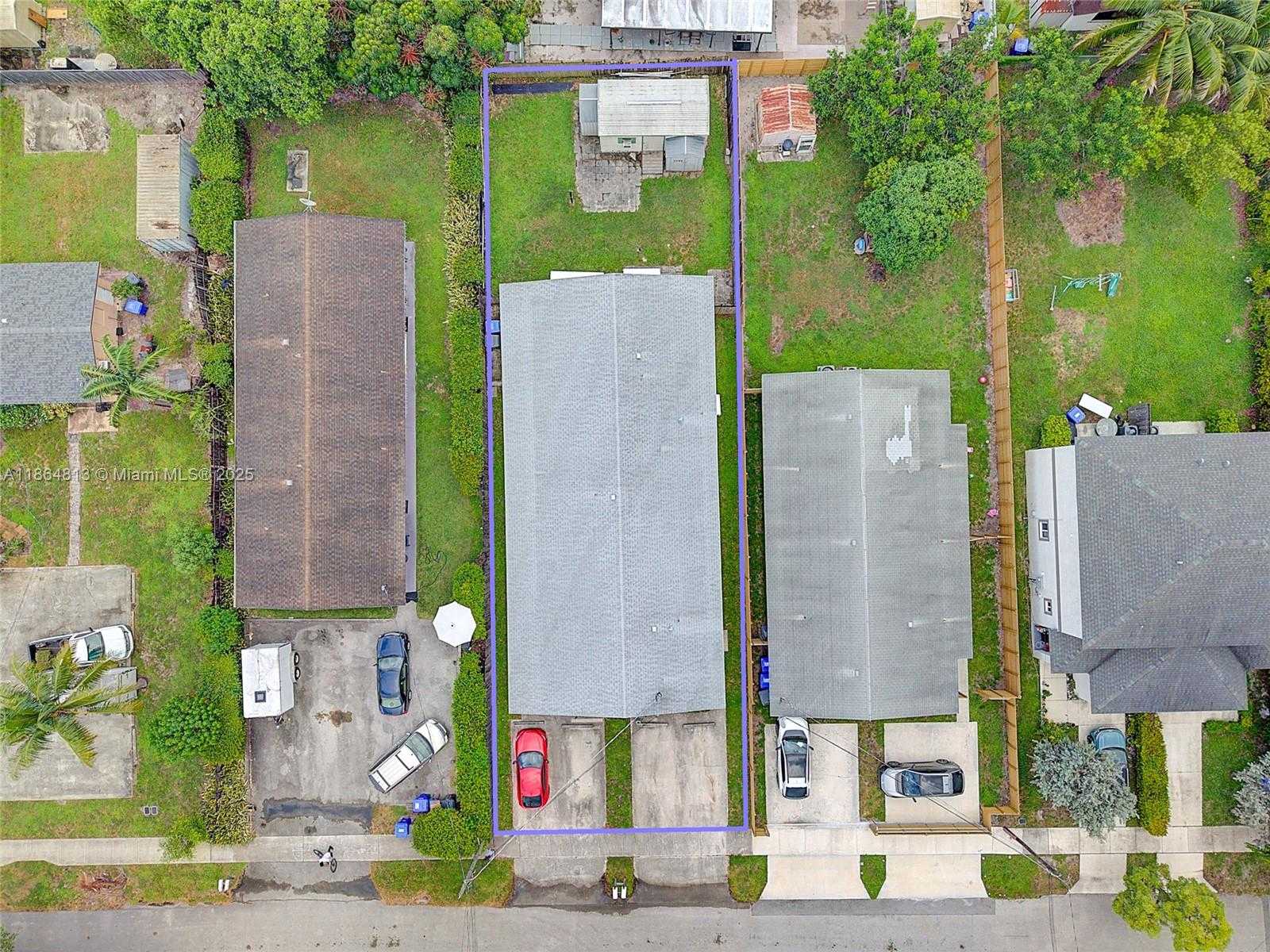 Small Image of 5850 LINCOLN ST #2, Hollywood Number 38