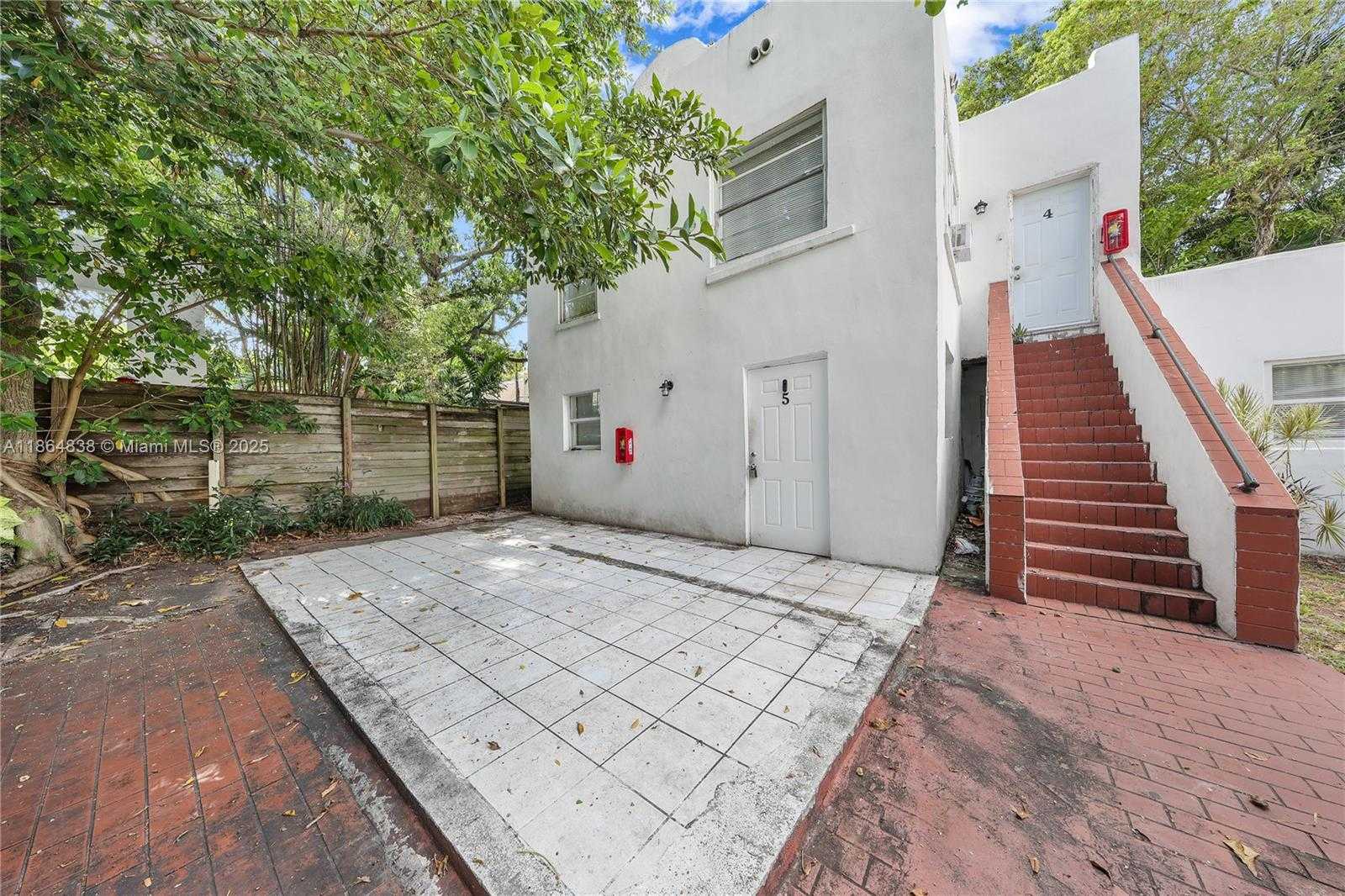 Small Image of 1924 SOUTH WEST 9TH ST #5, Miami Number 2
