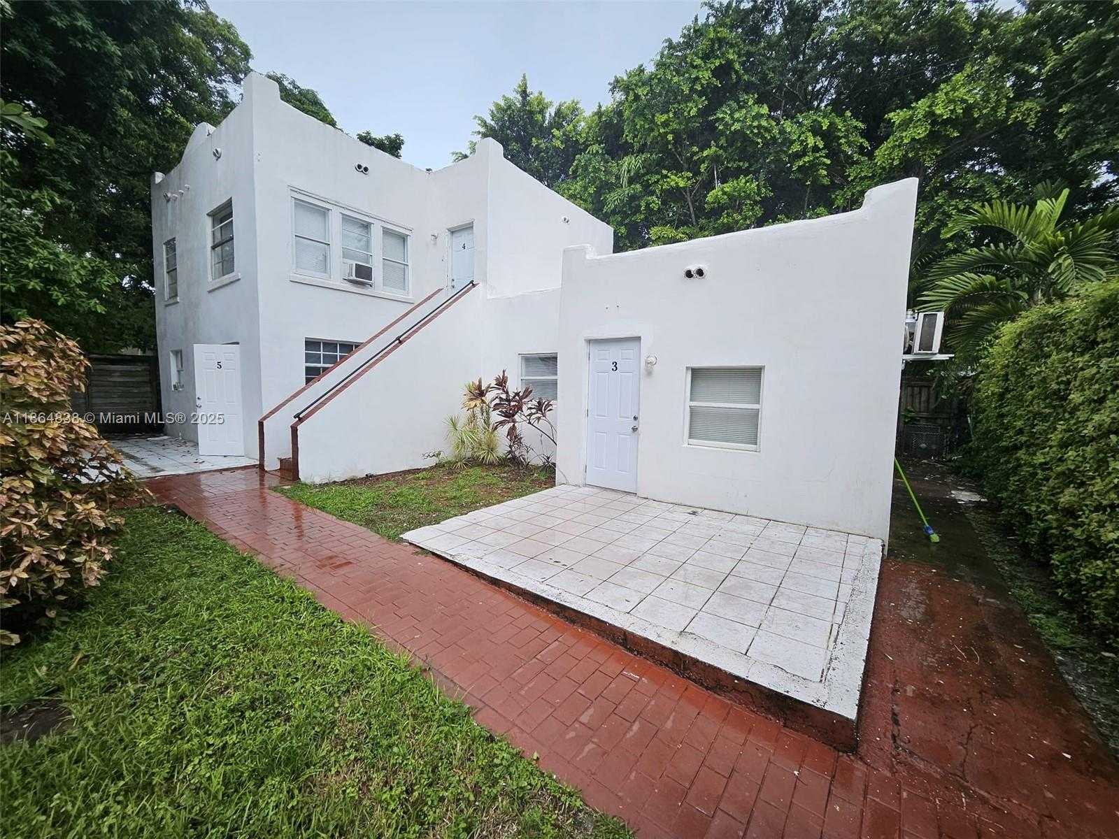 Small Image of 1924 SOUTH WEST 9TH ST #5, Miami Number 3