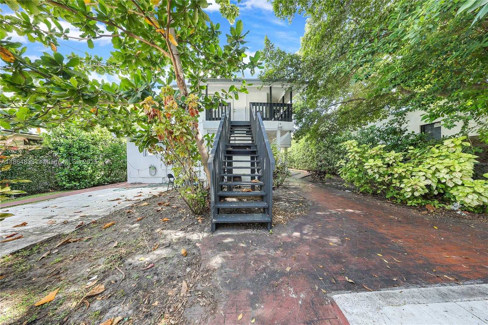 Small Image of 1924 SOUTH WEST 9TH ST #5, Miami Number 4