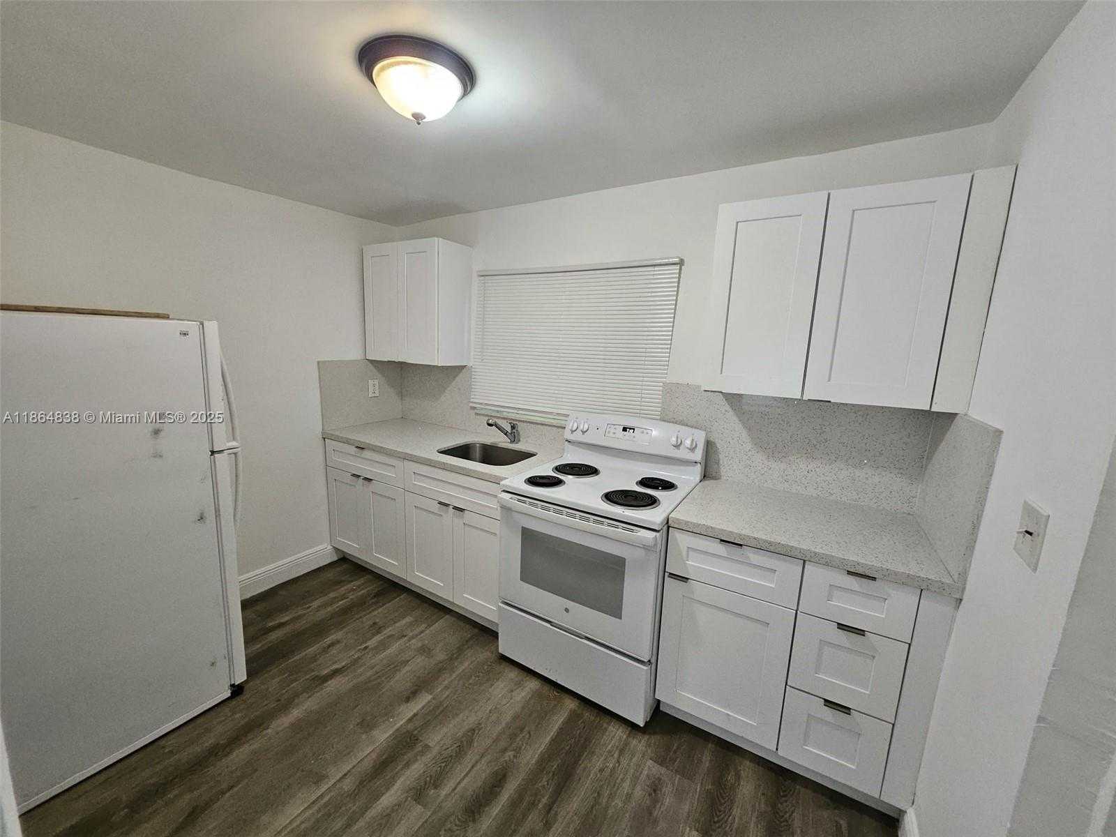 Small Image of 1924 SOUTH WEST 9TH ST #5, Miami Number 9