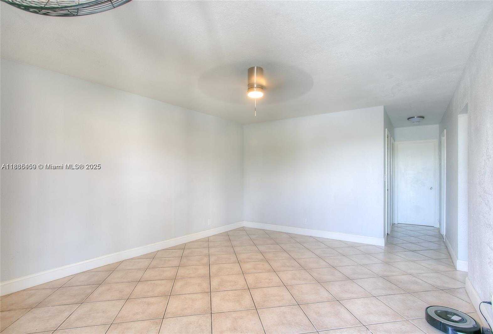 Small Image of 3030 NORTH WEST 13TH ST #2, Fort Lauderdale Number 11